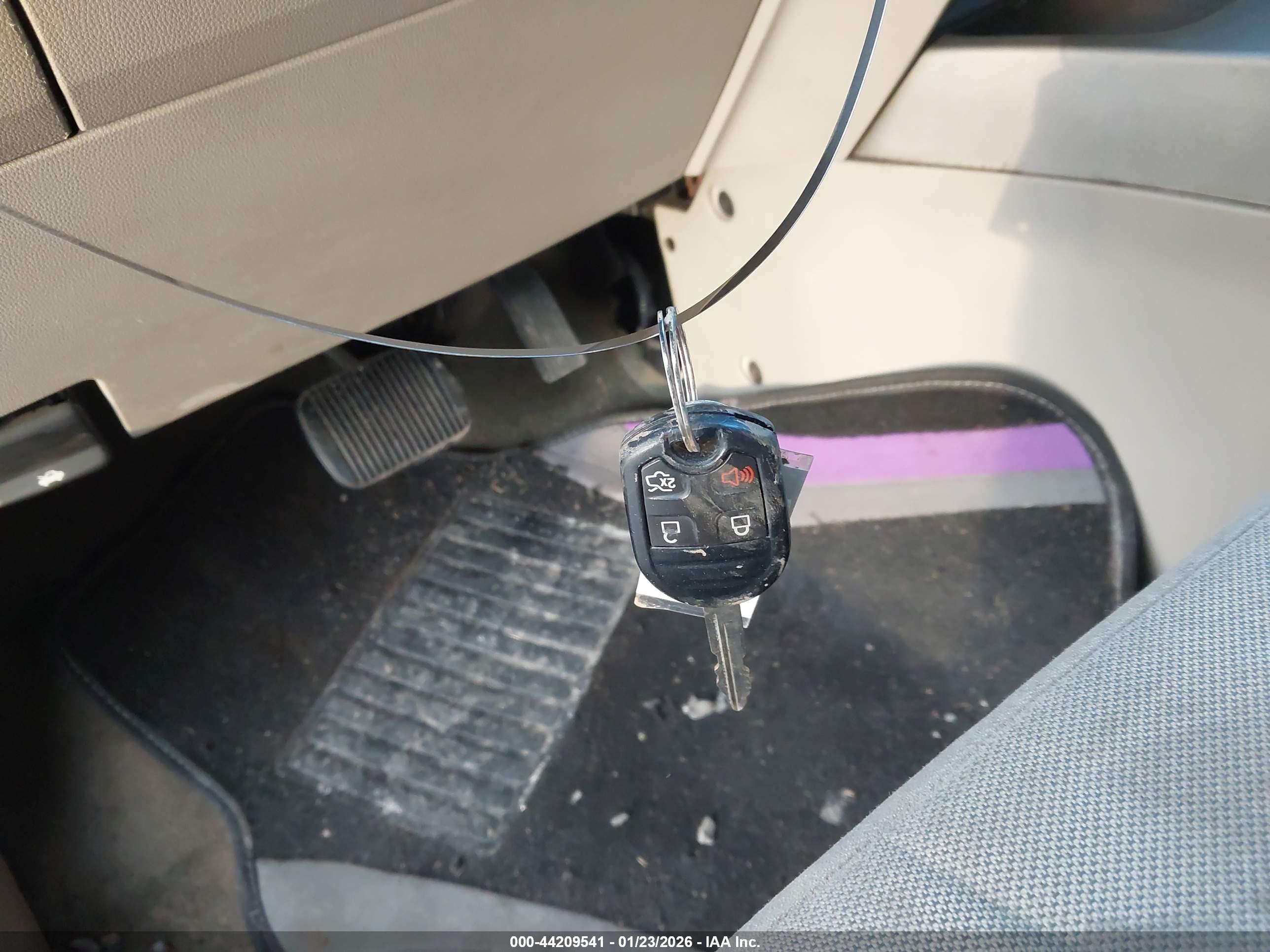 FORD ESCAPE image 11