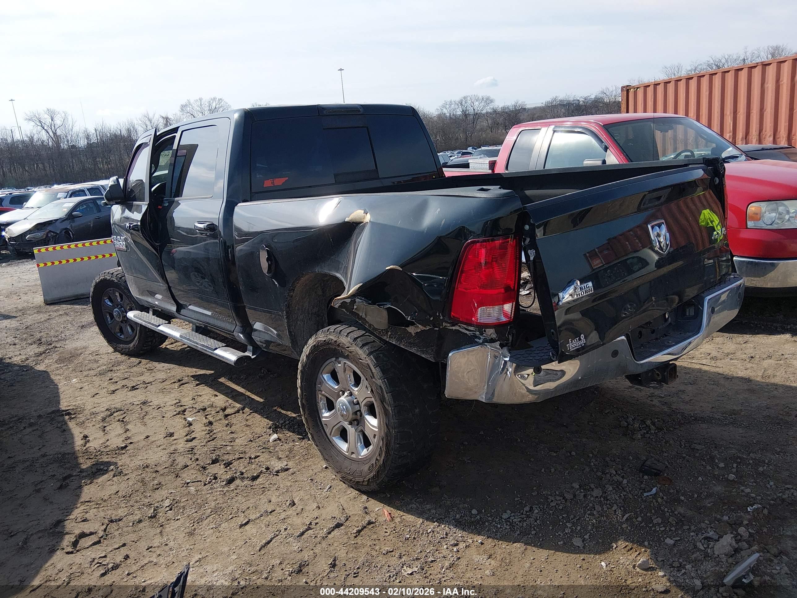 RAM 2500 image 3