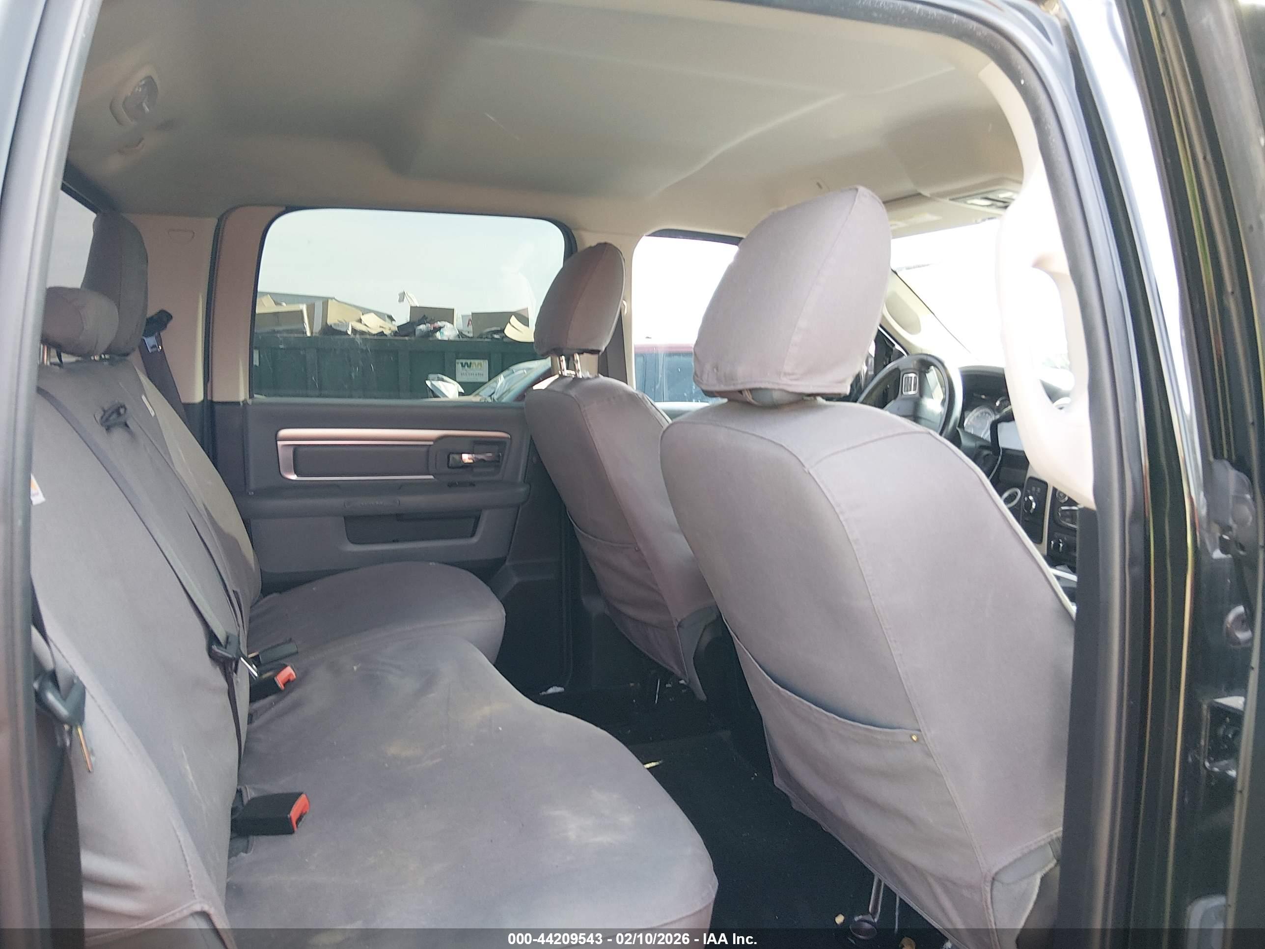 RAM 2500 image 8