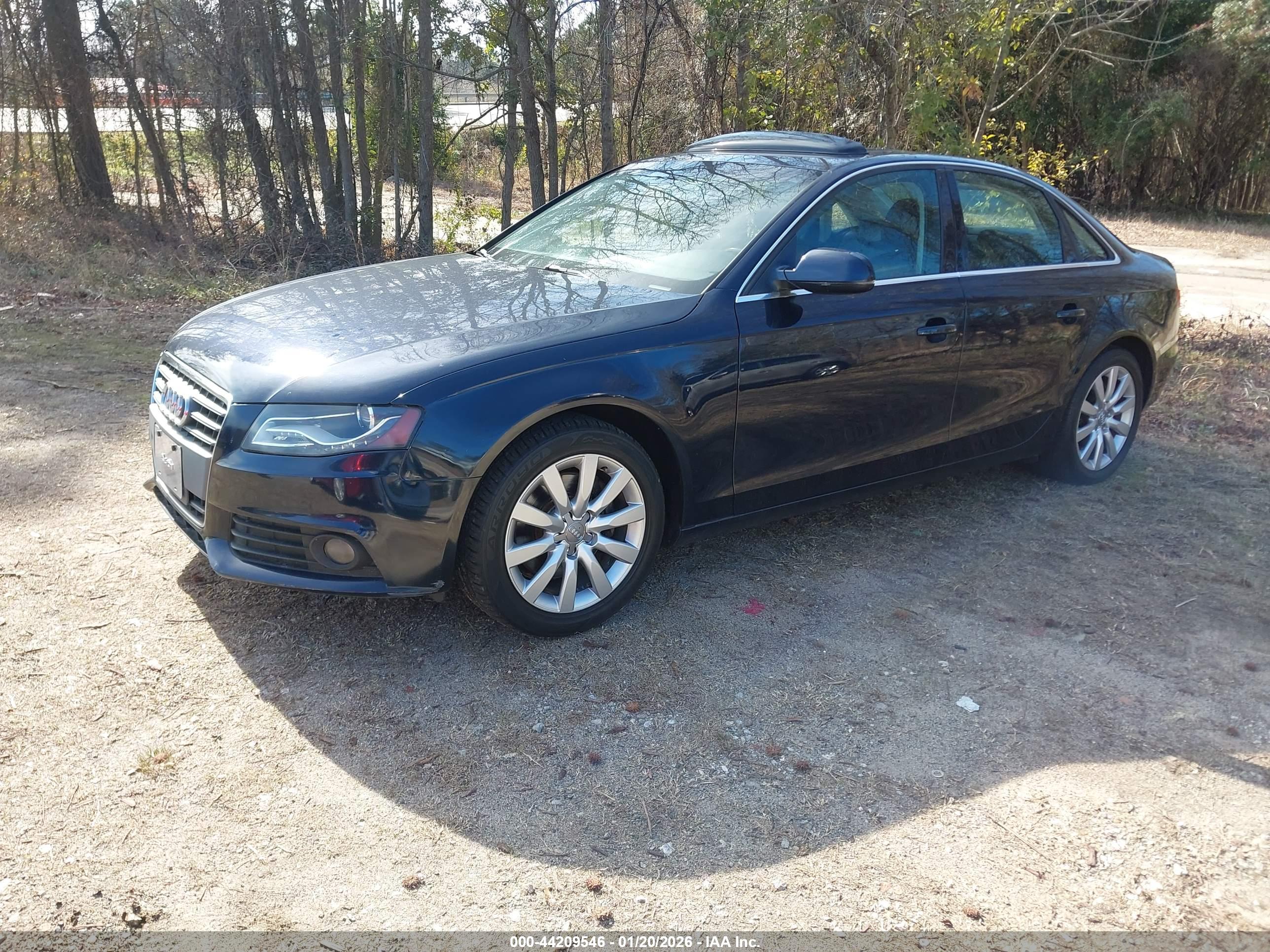 AUDI A4 image 2