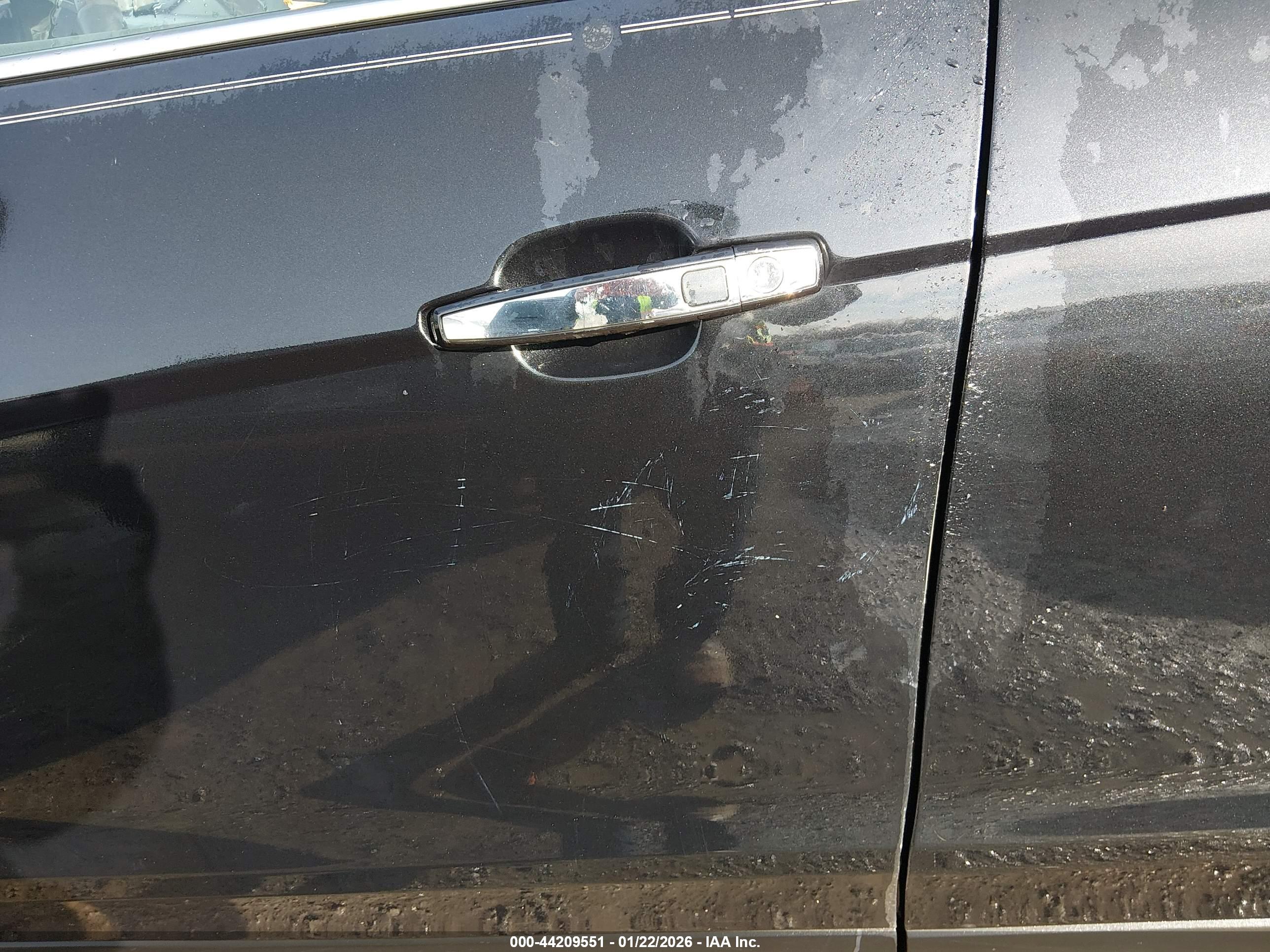 CADILLAC SRX image 6