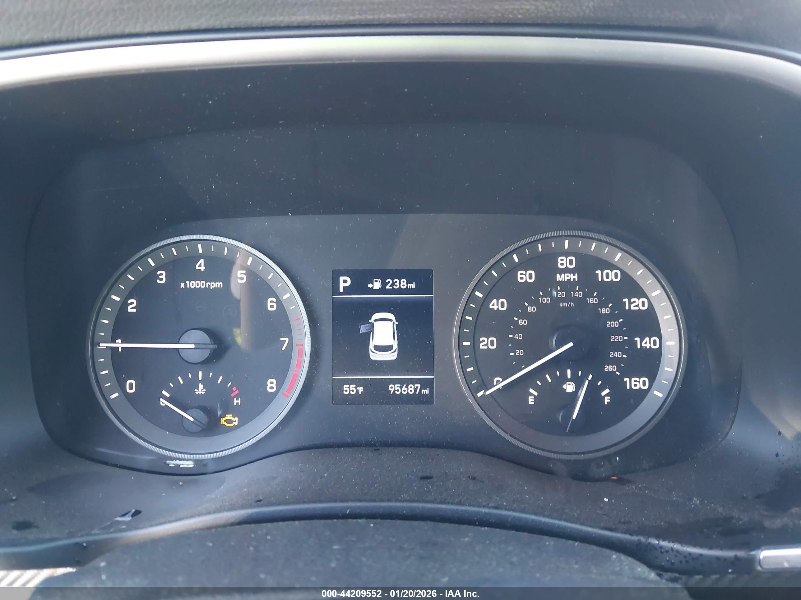 HYUNDAI TUCSON image 7