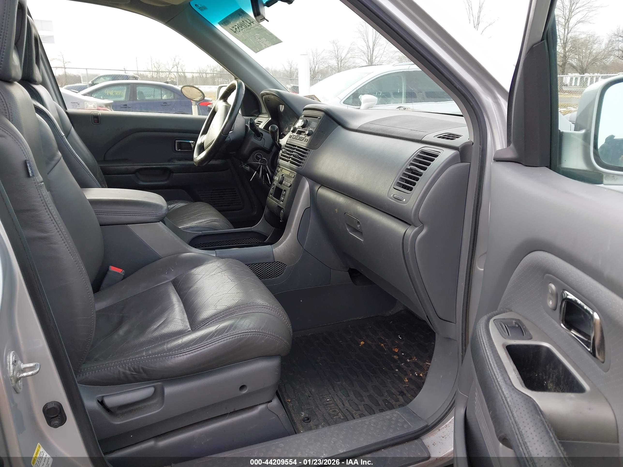 HONDA PILOT image 5