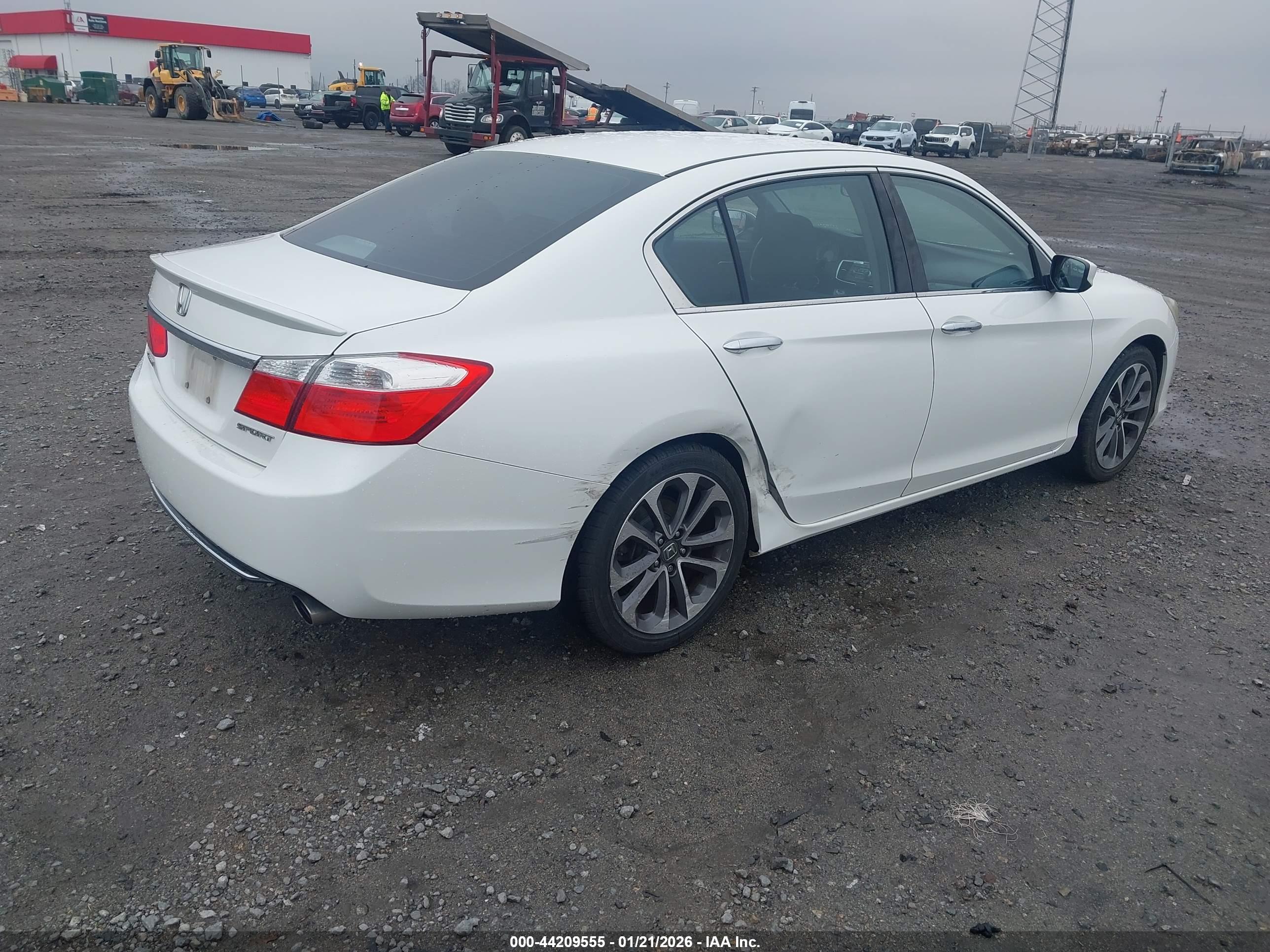 HONDA ACCORD image 4