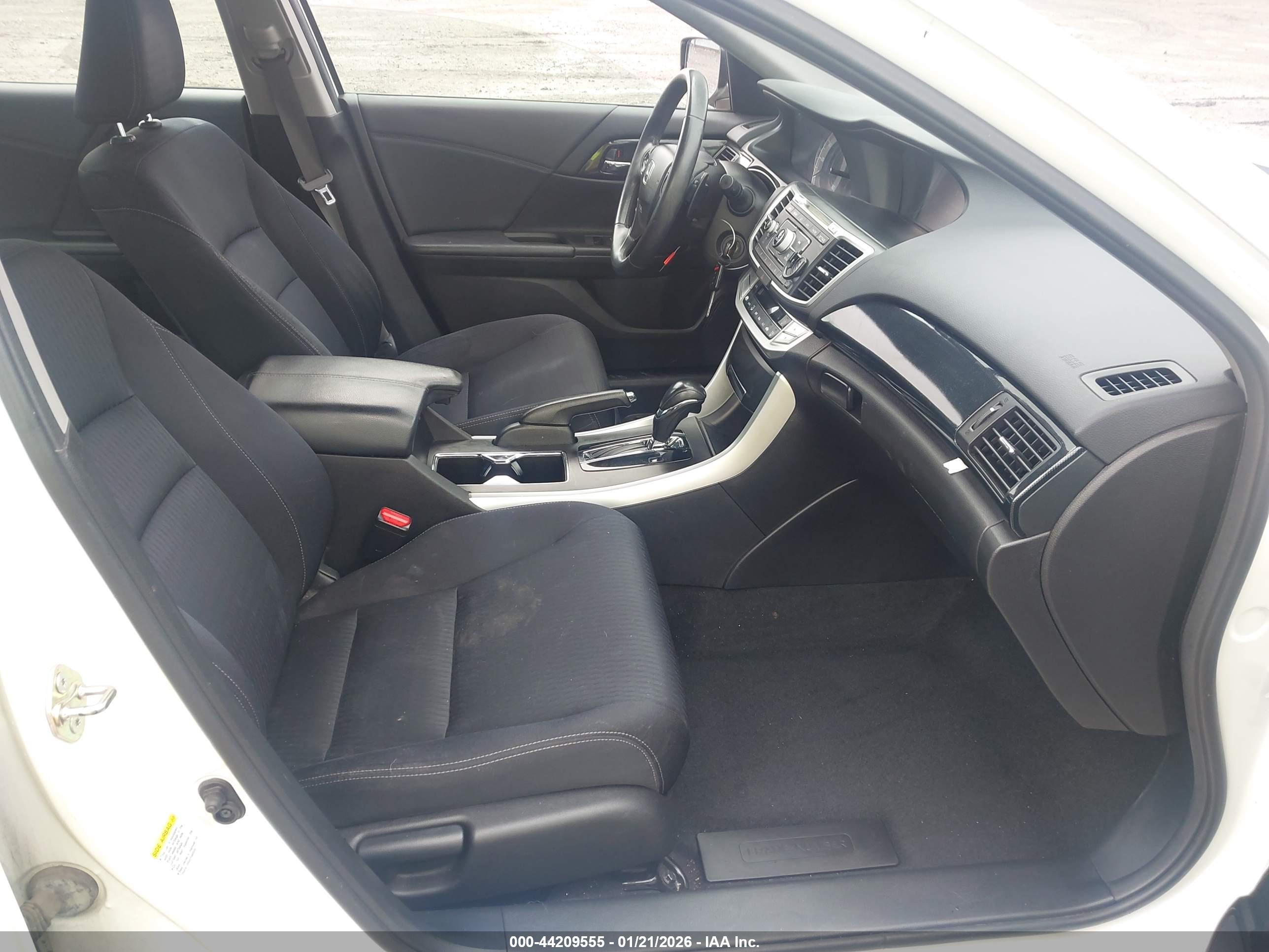 HONDA ACCORD image 5