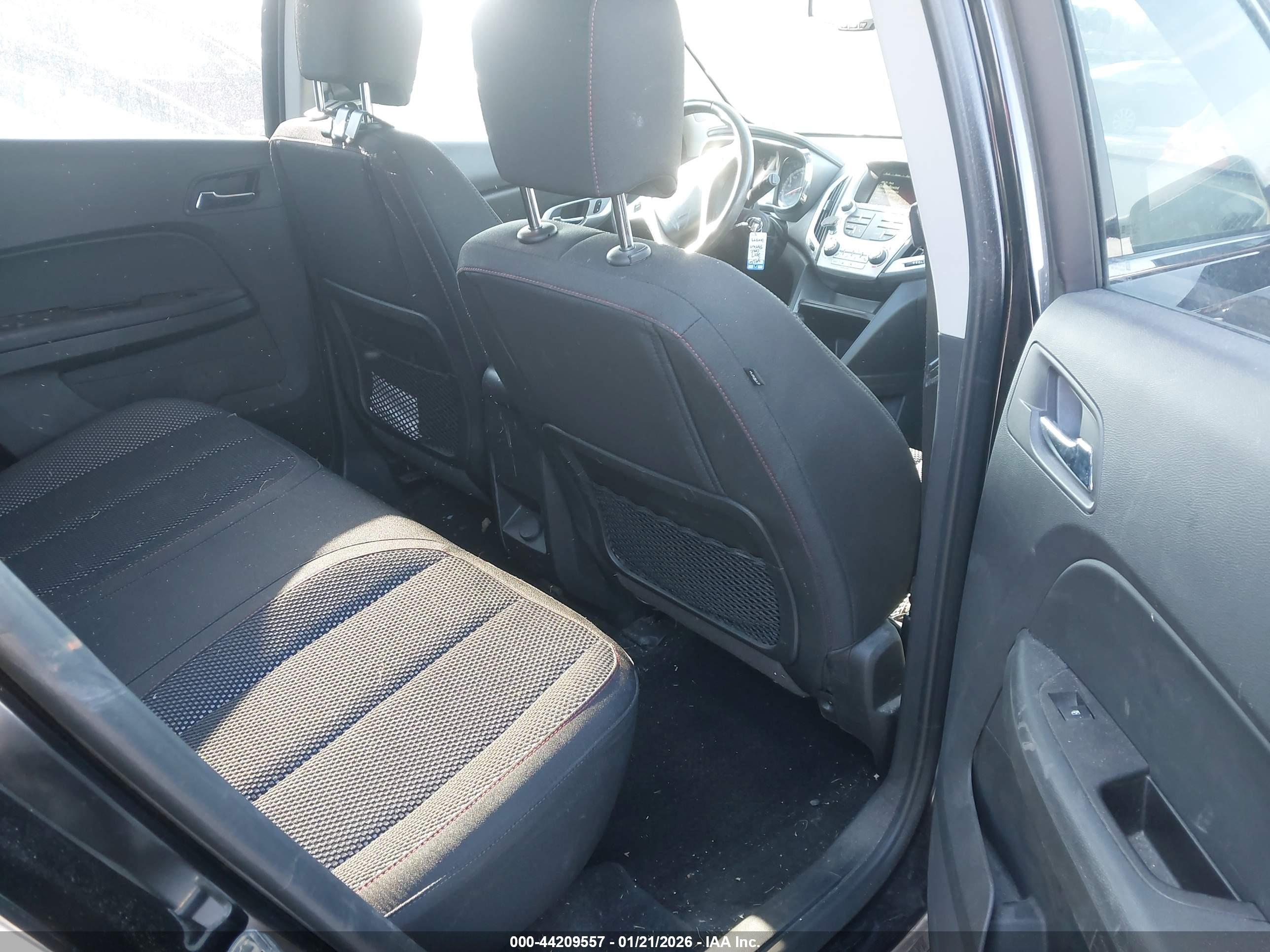 GMC TERRAIN image 8