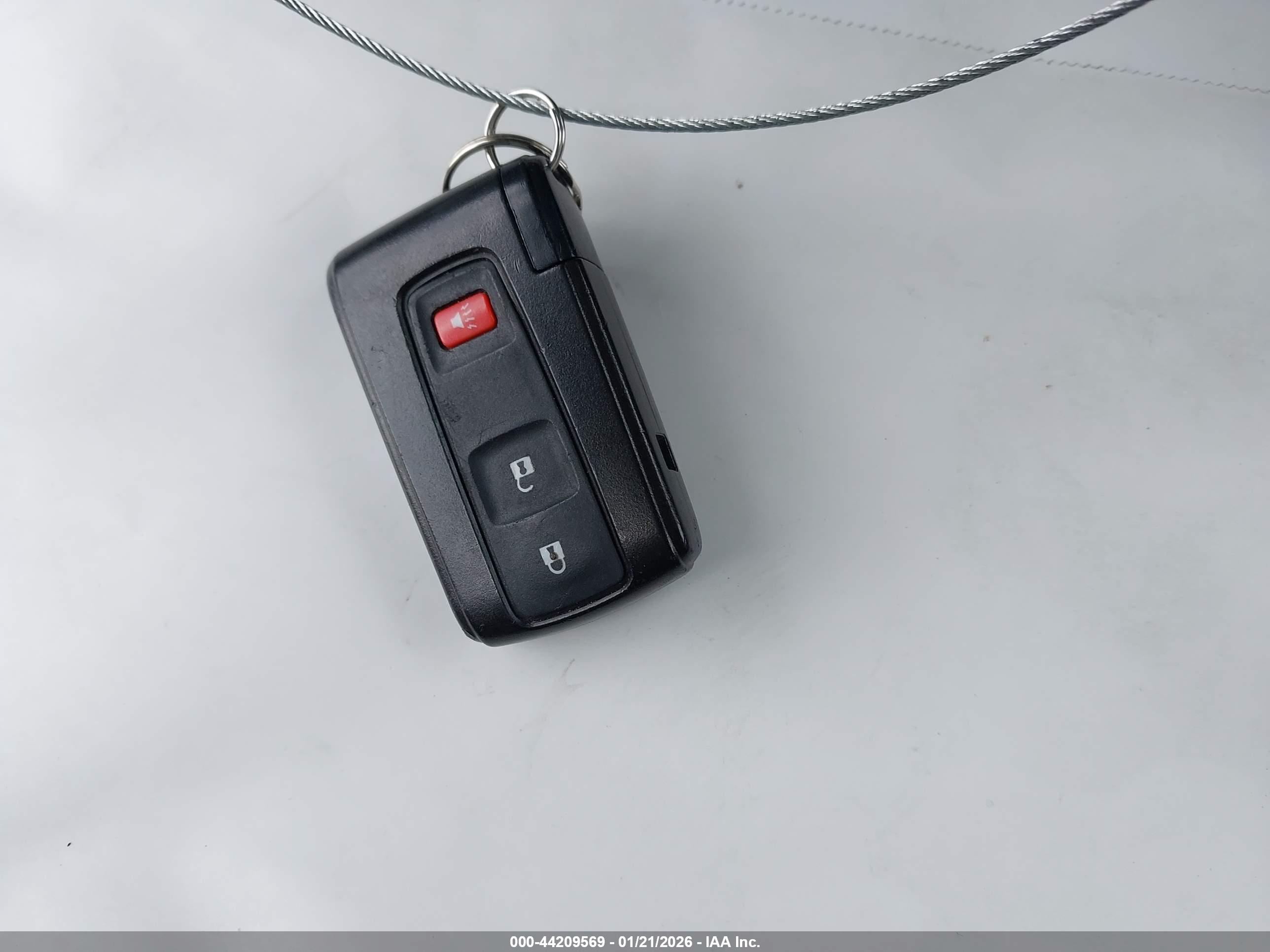 TOYOTA PRIUS image 11