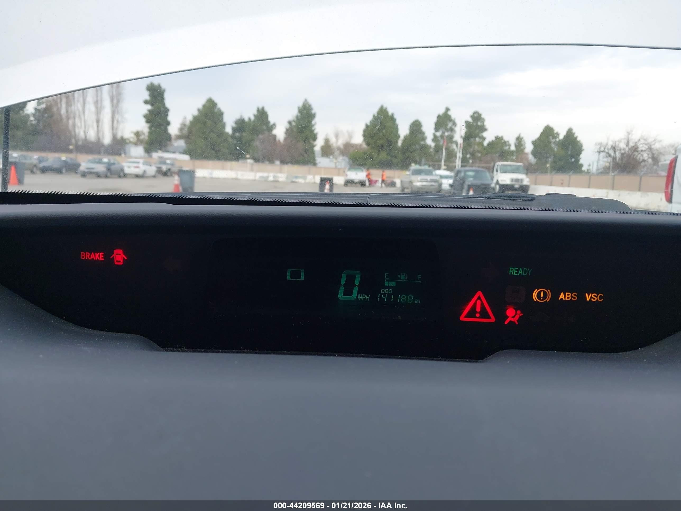 TOYOTA PRIUS image 7