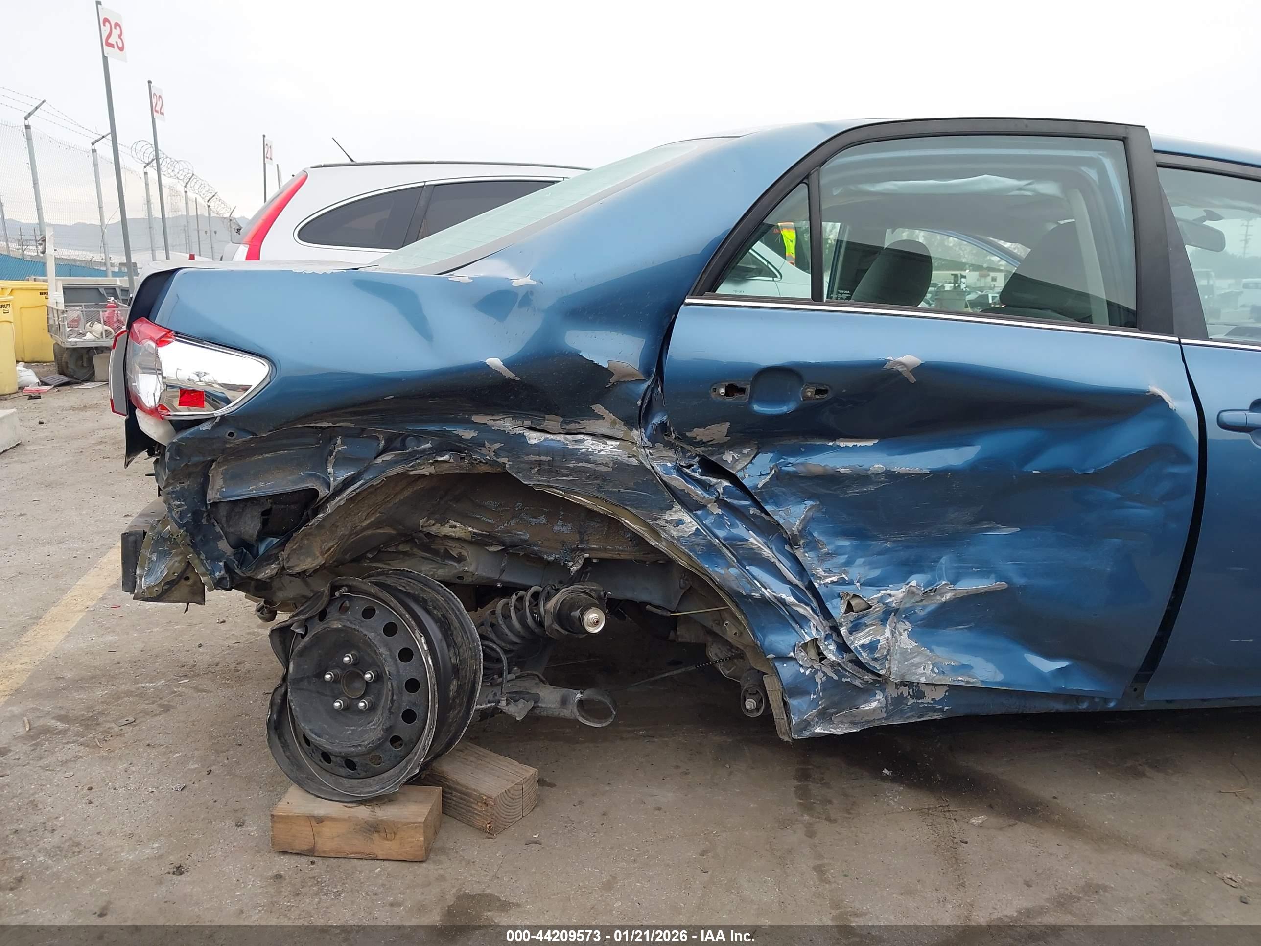 TOYOTA COROLLA image 6