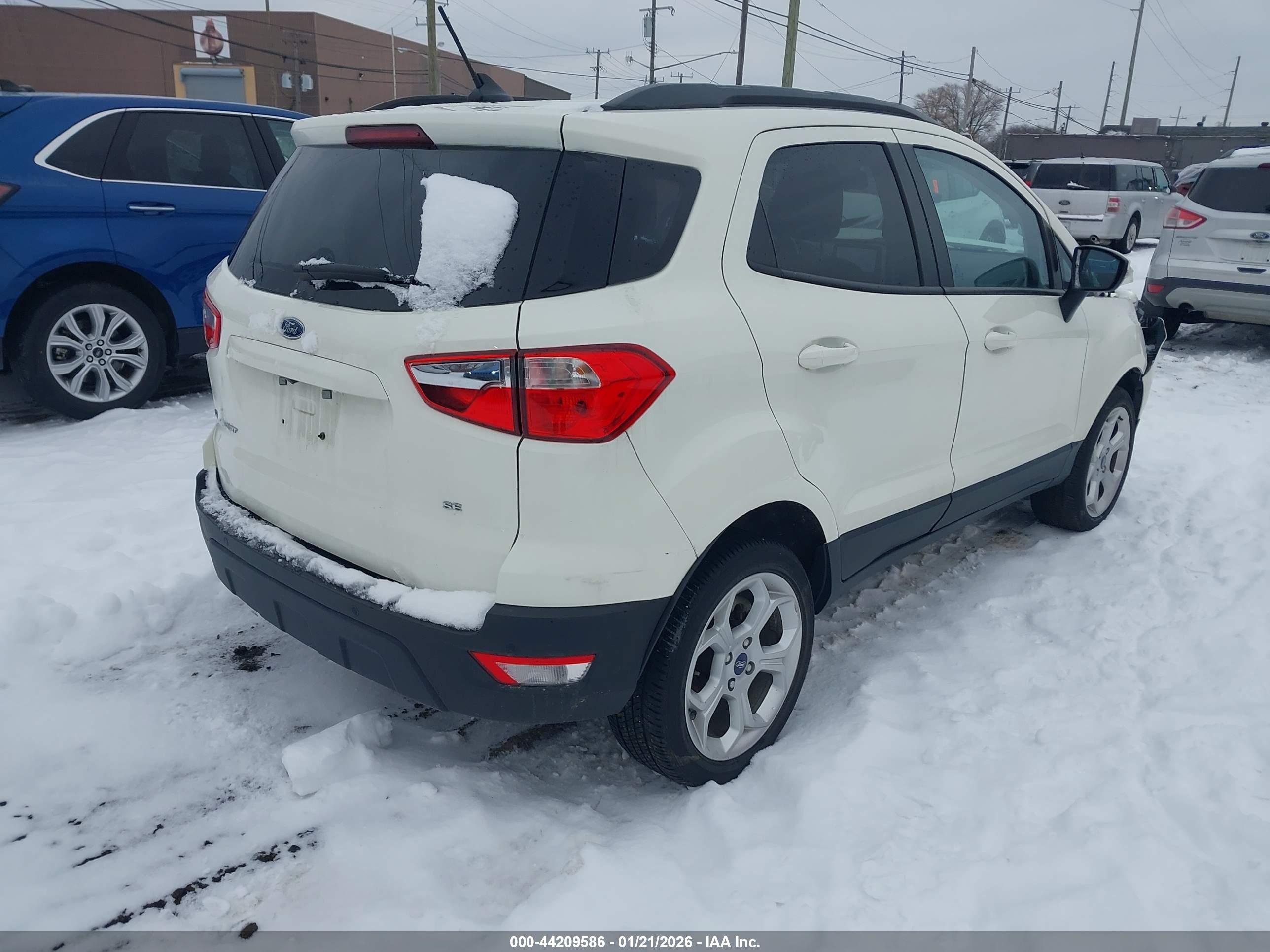 FORD ECOSPORT image 4