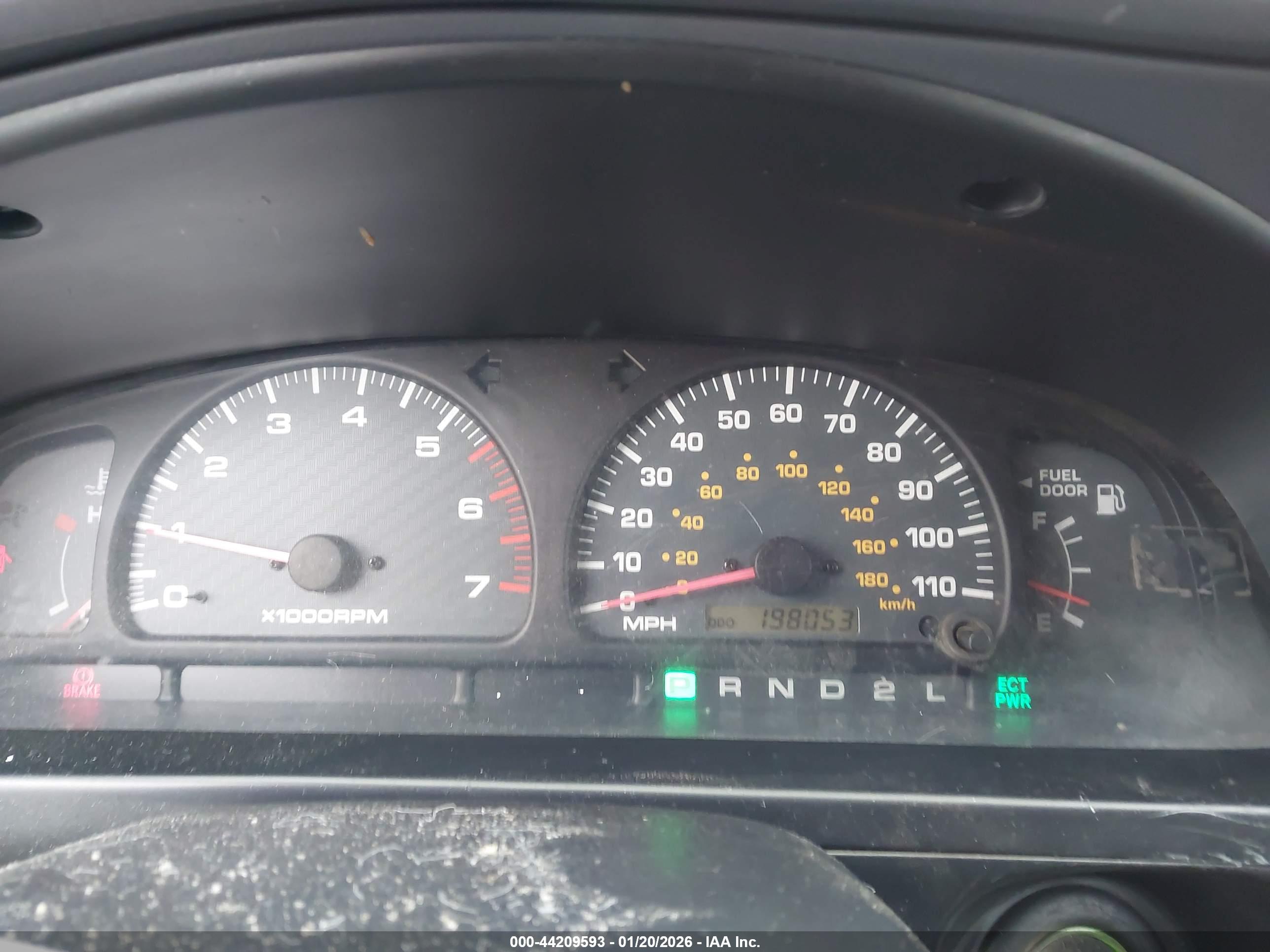 TOYOTA 4RUNNER image 7