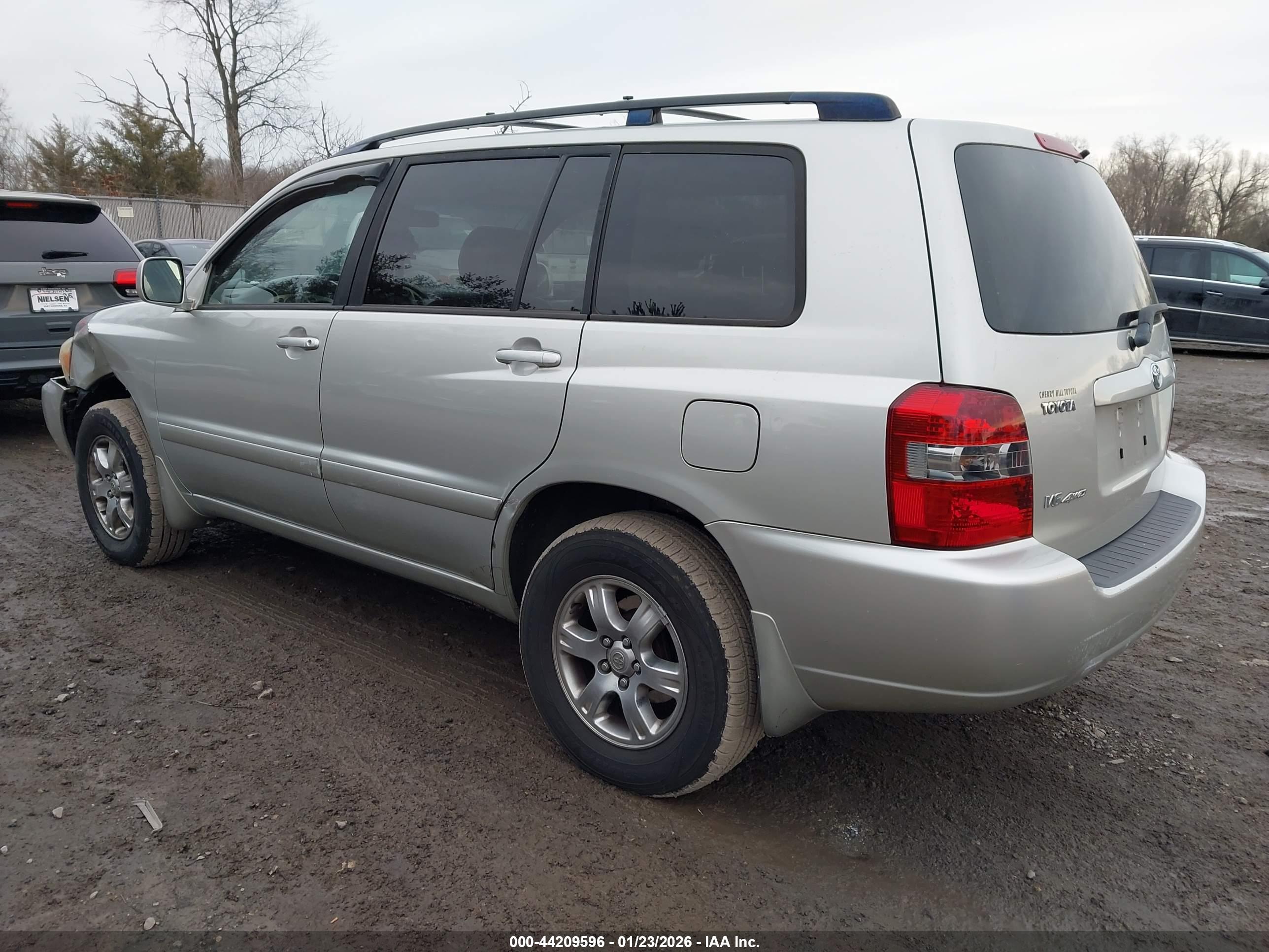 TOYOTA HIGHLANDER image 3