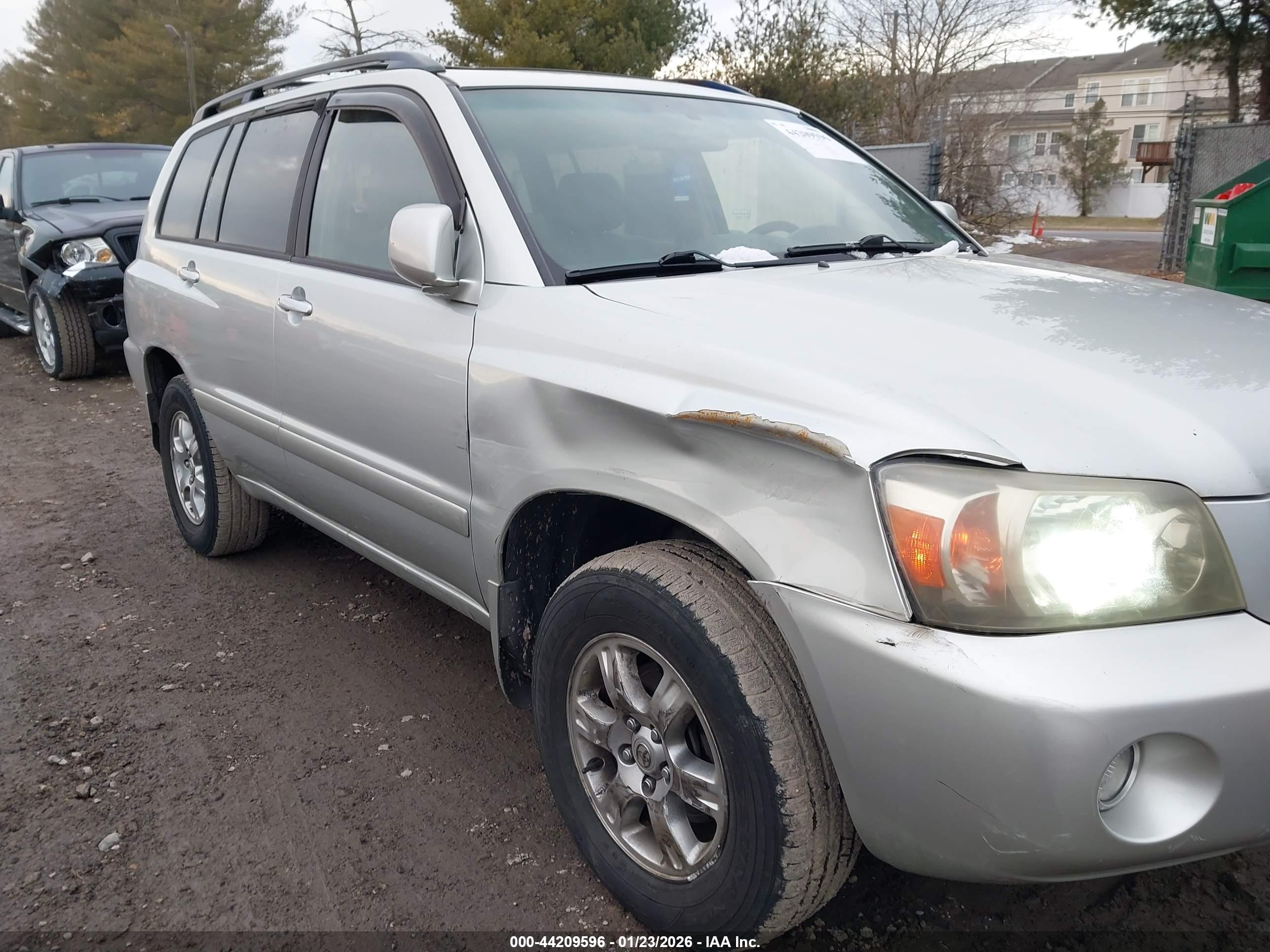 TOYOTA HIGHLANDER image 6