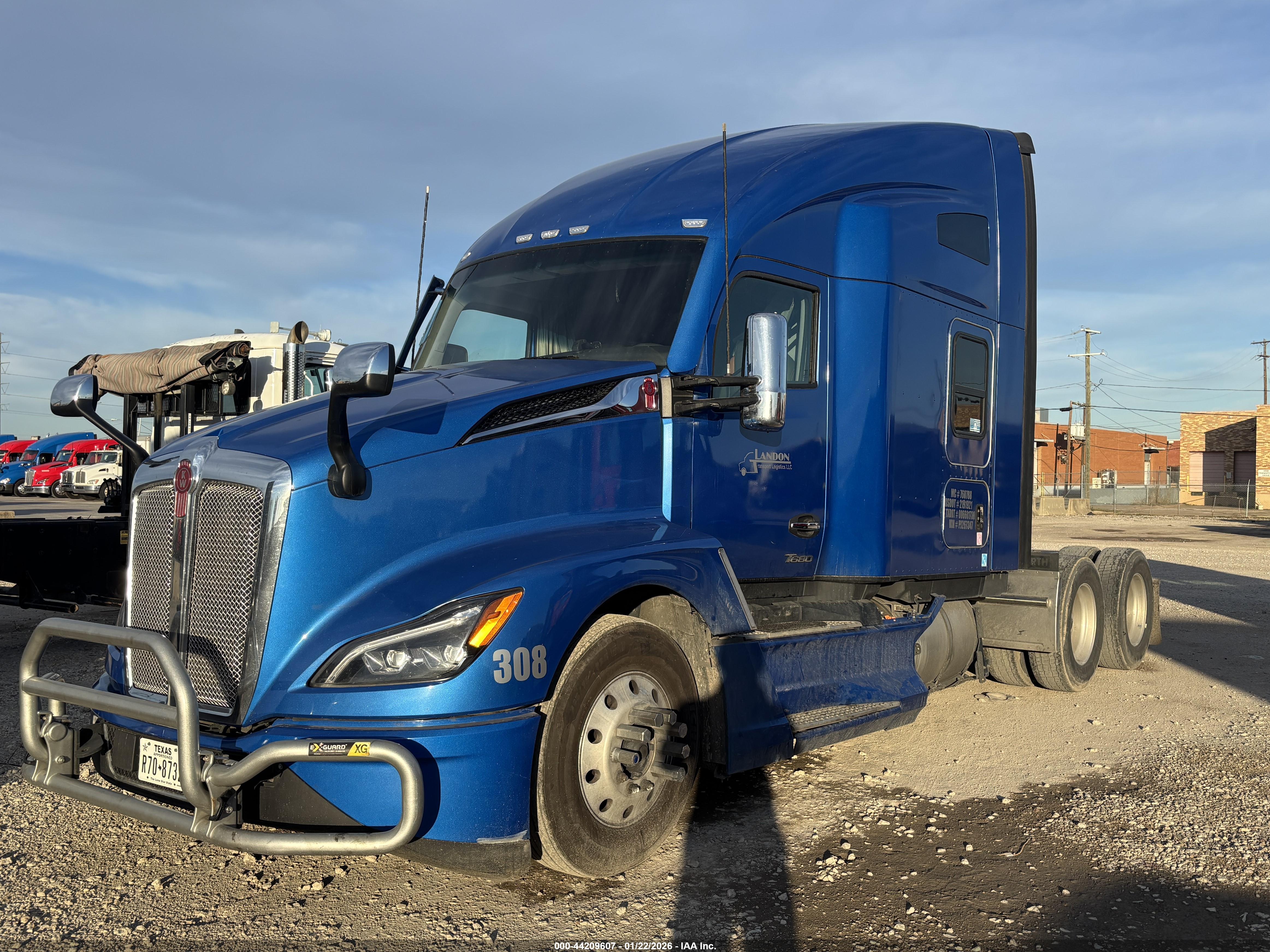 KENWORTH T680 image 2