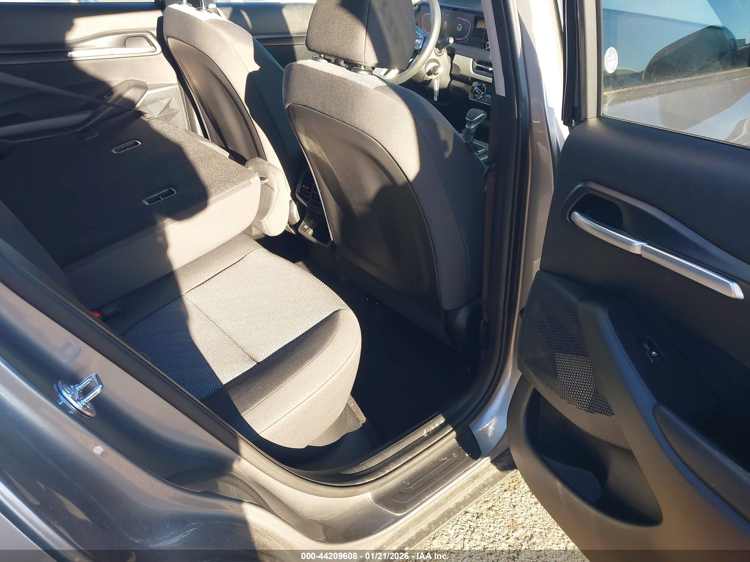 KIA SELTOS image 8