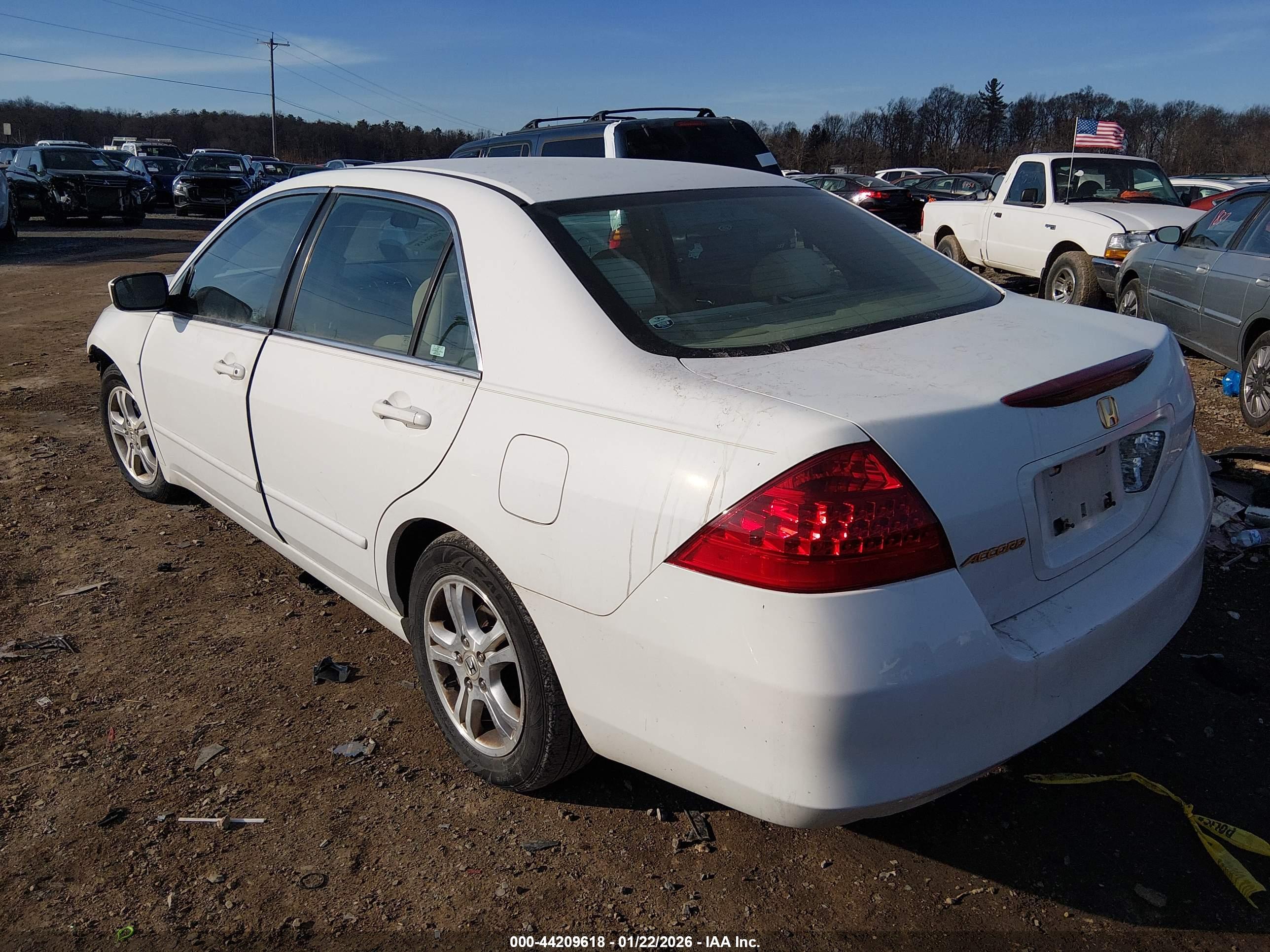 HONDA ACCORD image 3