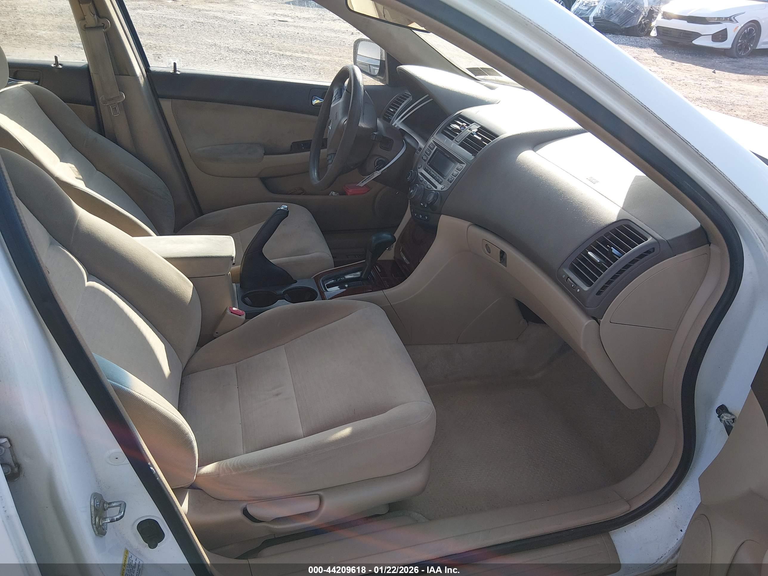 HONDA ACCORD image 5
