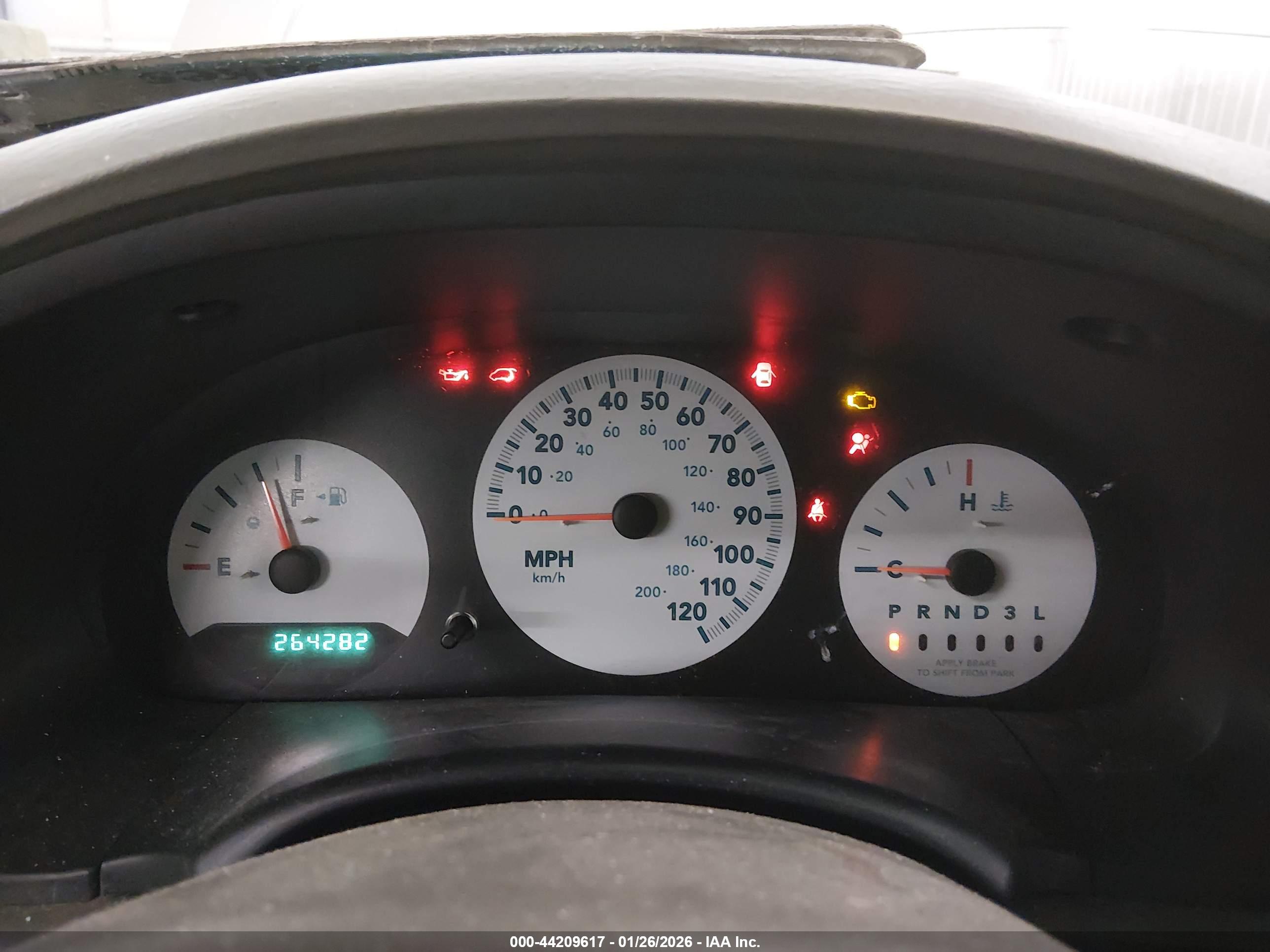 CHRYSLER TOWN image 7