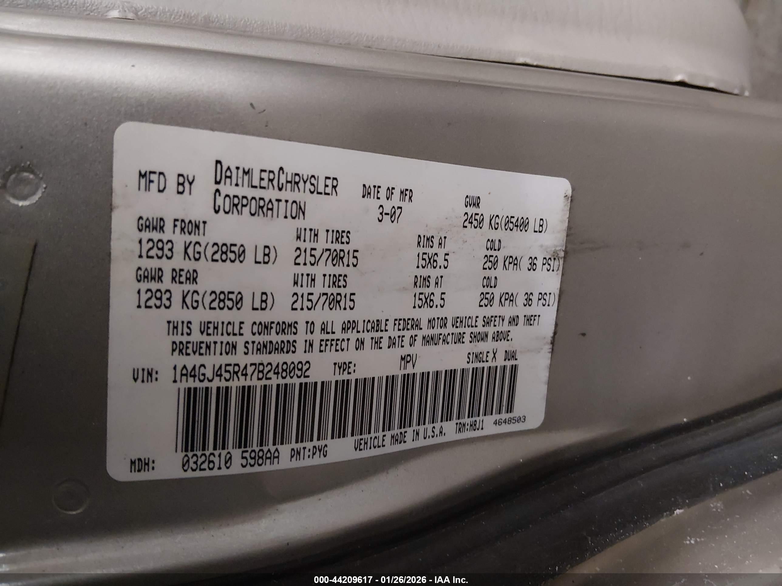 CHRYSLER TOWN image 9