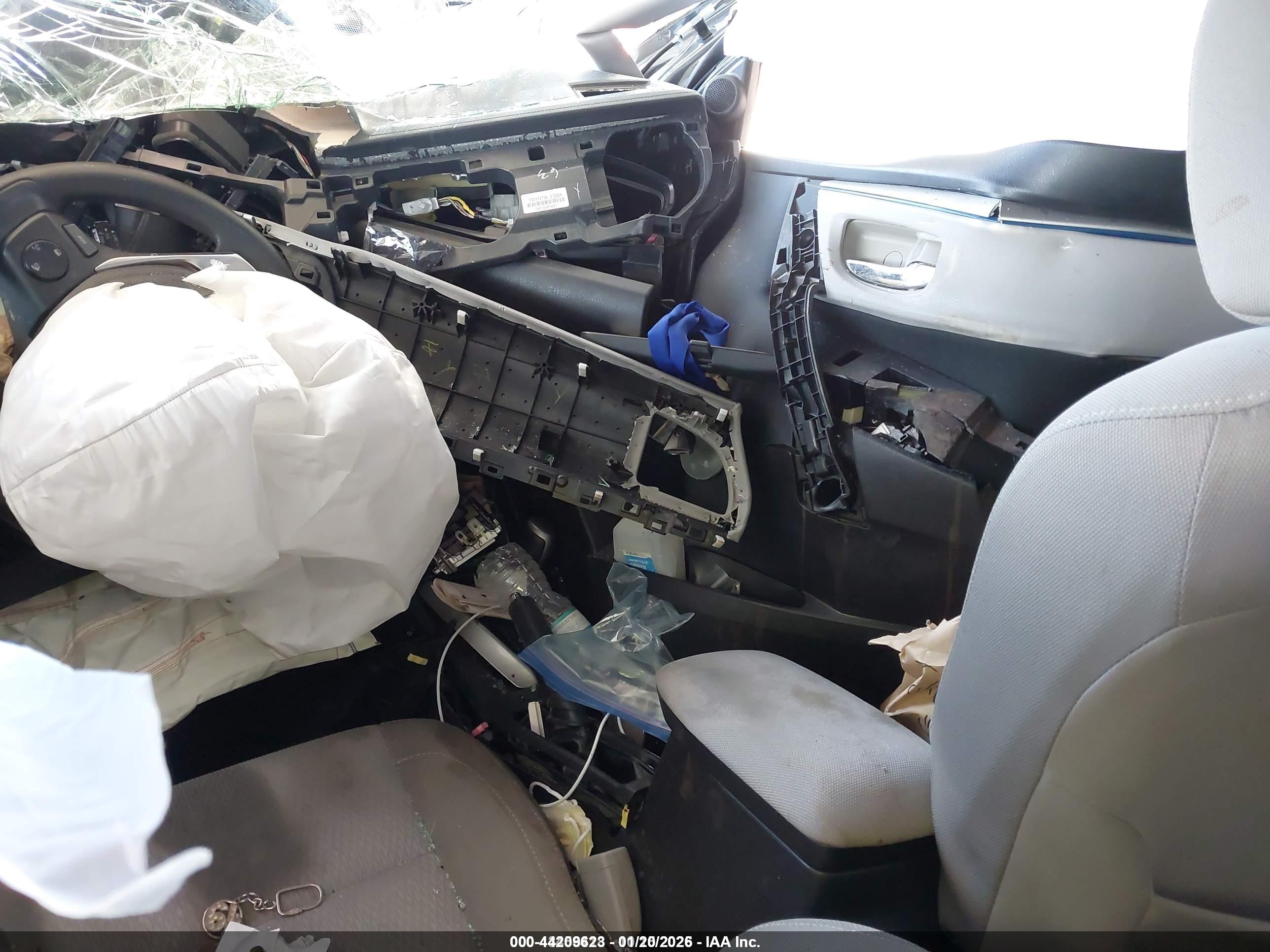 TOYOTA COROLLA image 5