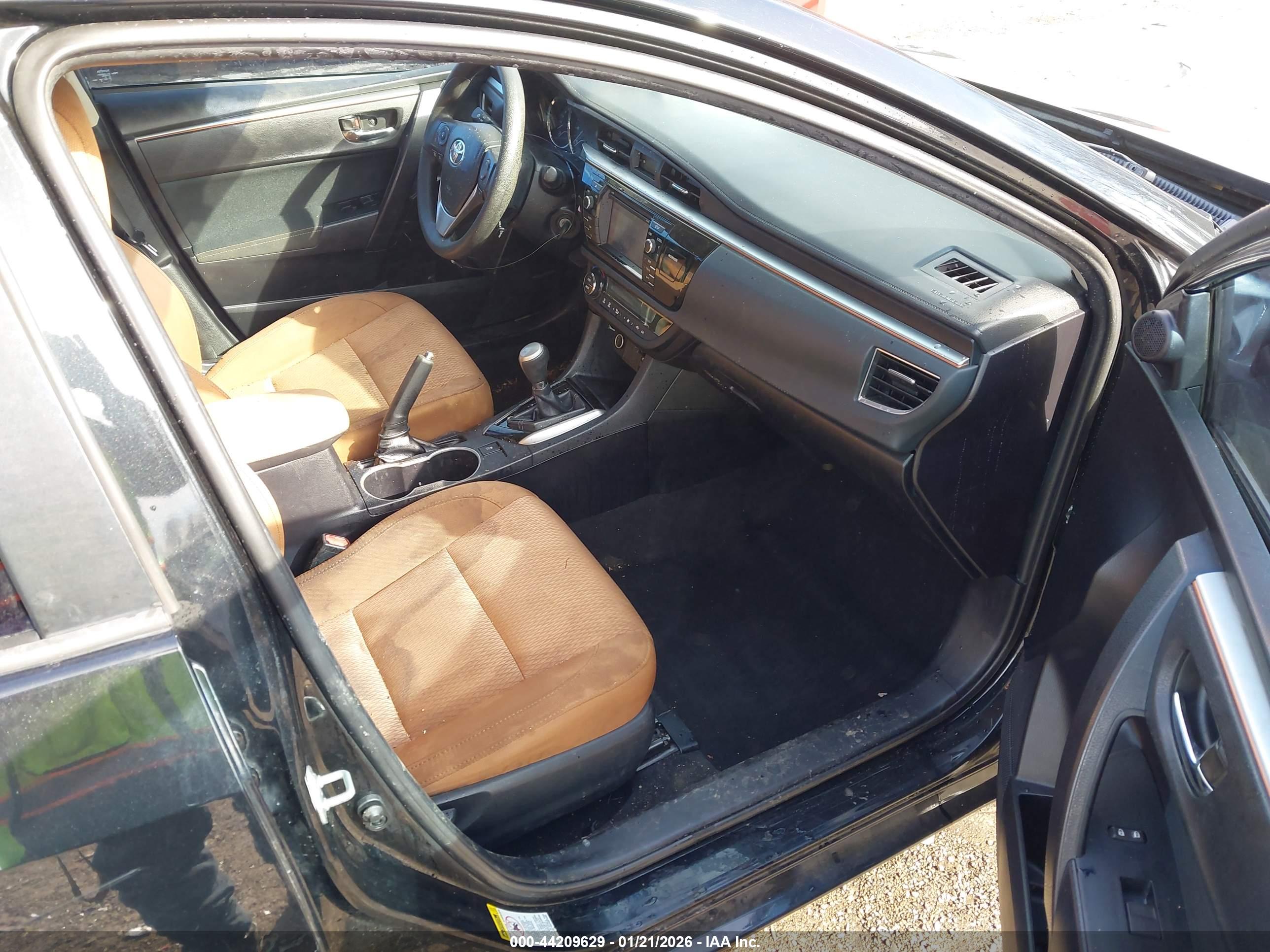 TOYOTA COROLLA image 5