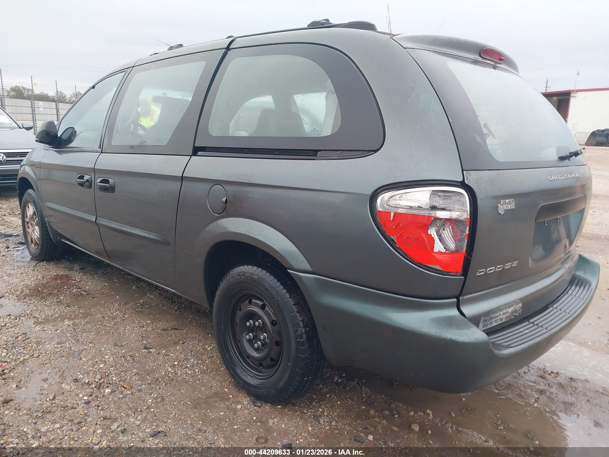 DODGE GRAND image 3