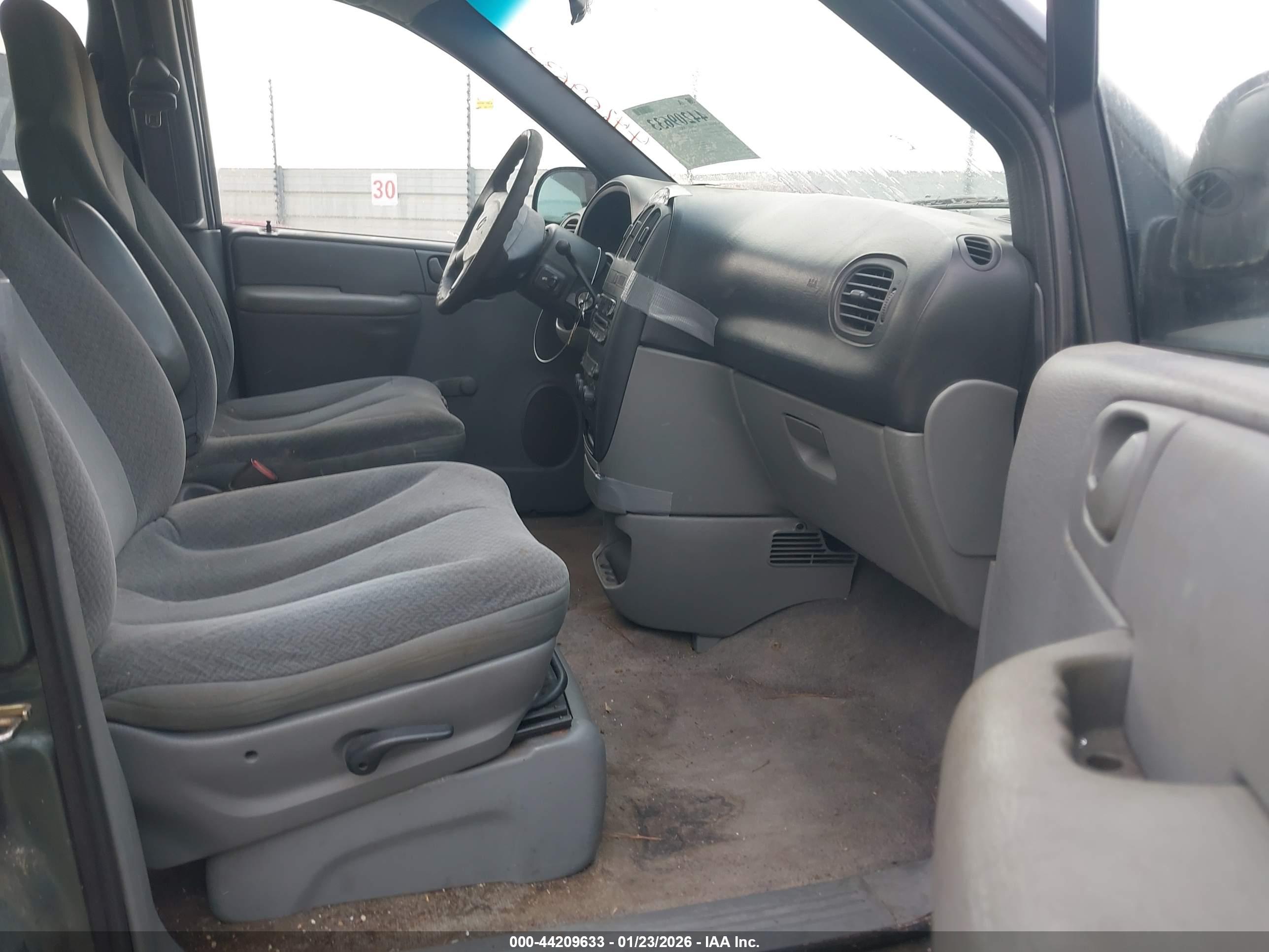 DODGE GRAND image 5