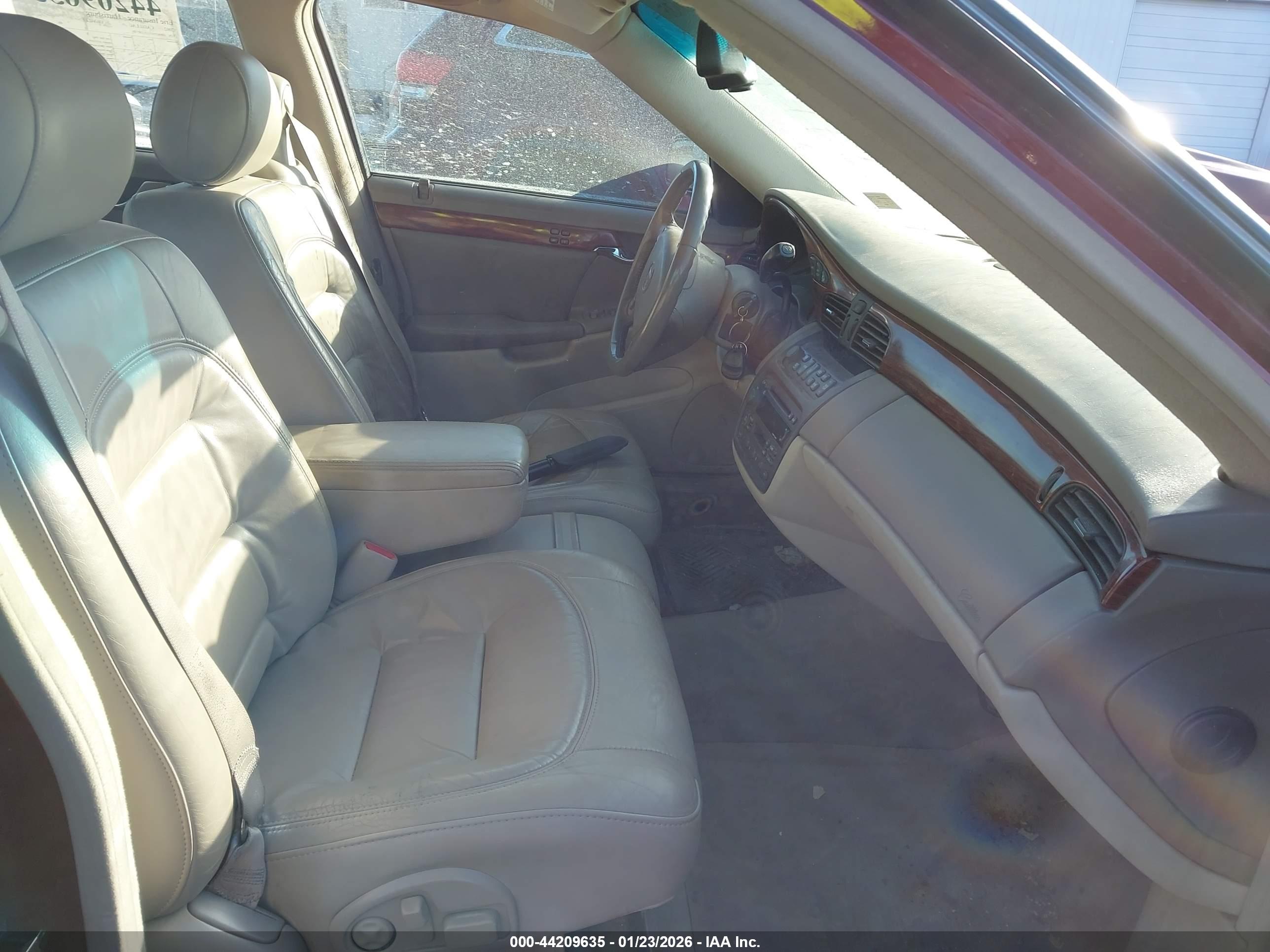 CADILLAC DEVILLE image 5