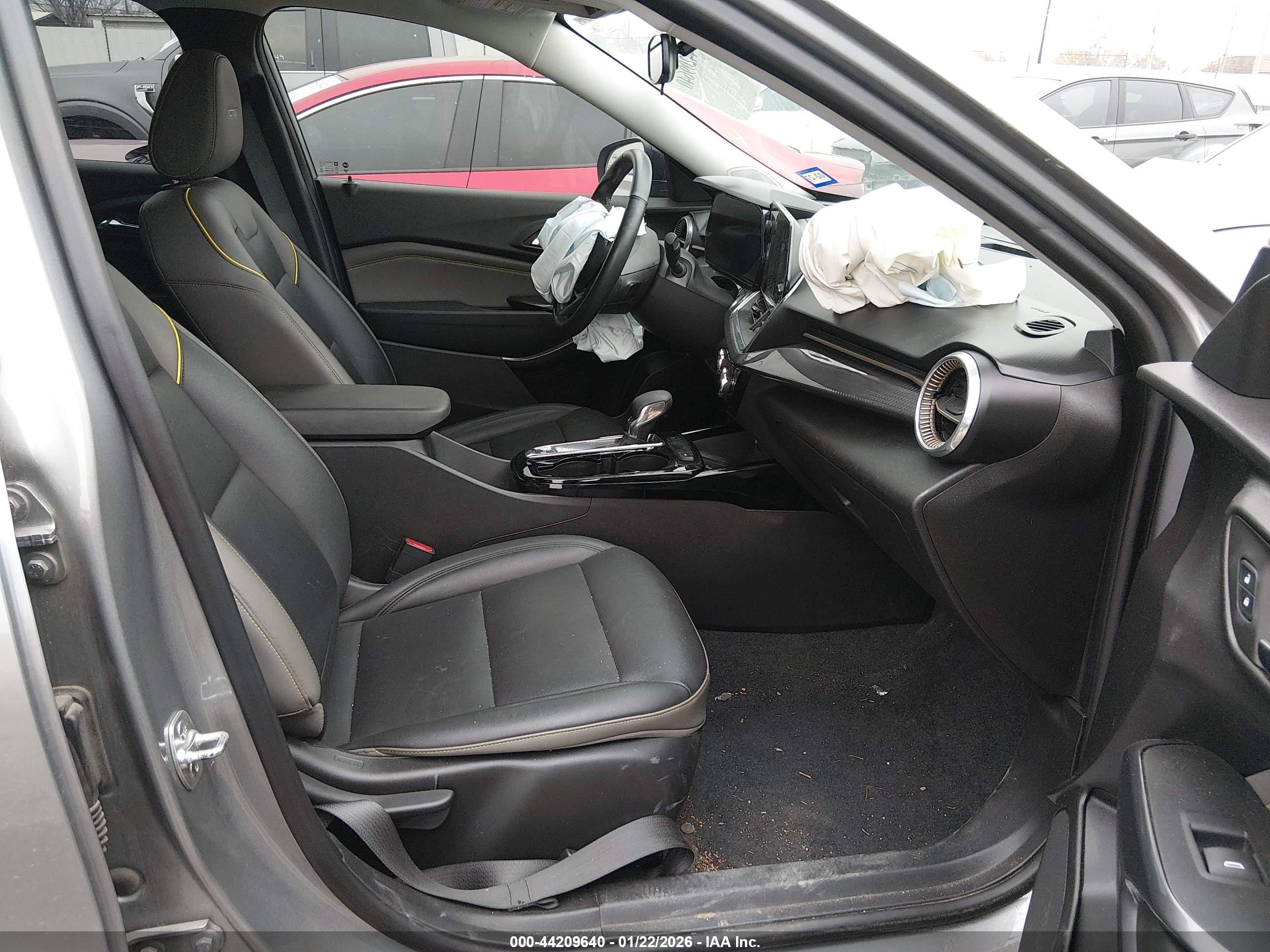 CHEVROLET TRAX image 5