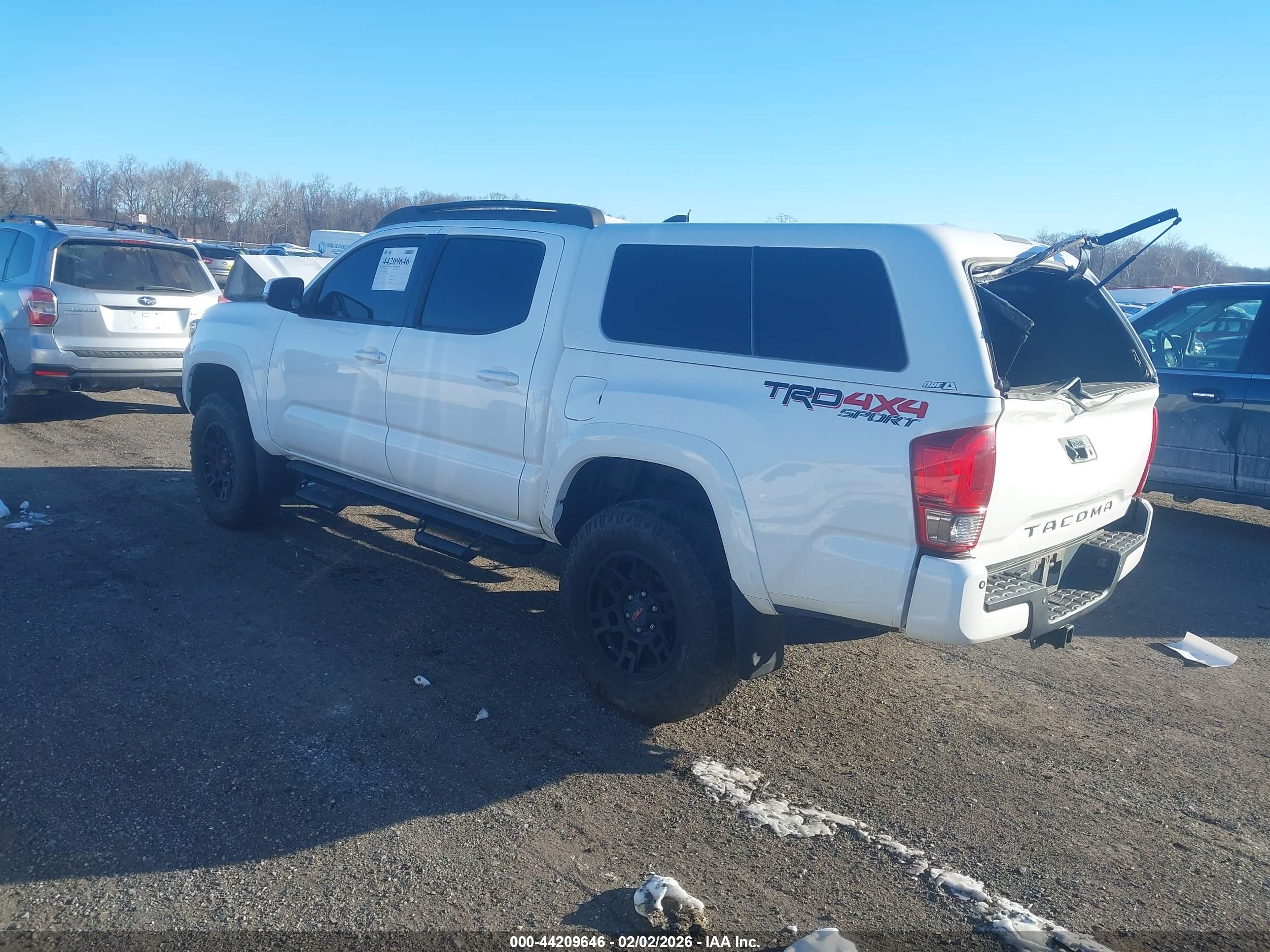 TOYOTA TACOMA image 3