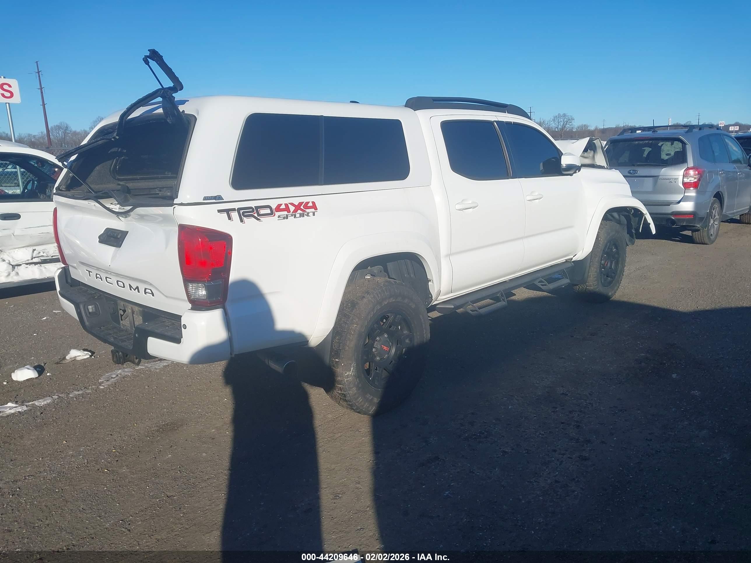TOYOTA TACOMA image 4