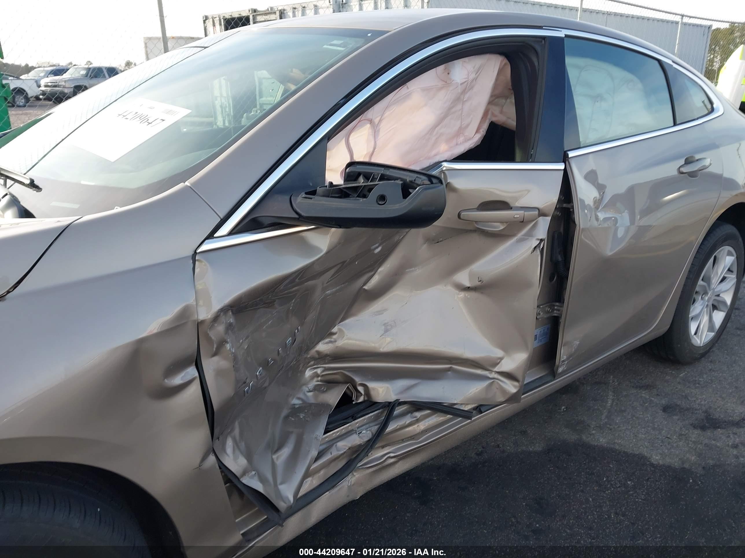 CHEVROLET MALIBU image 6