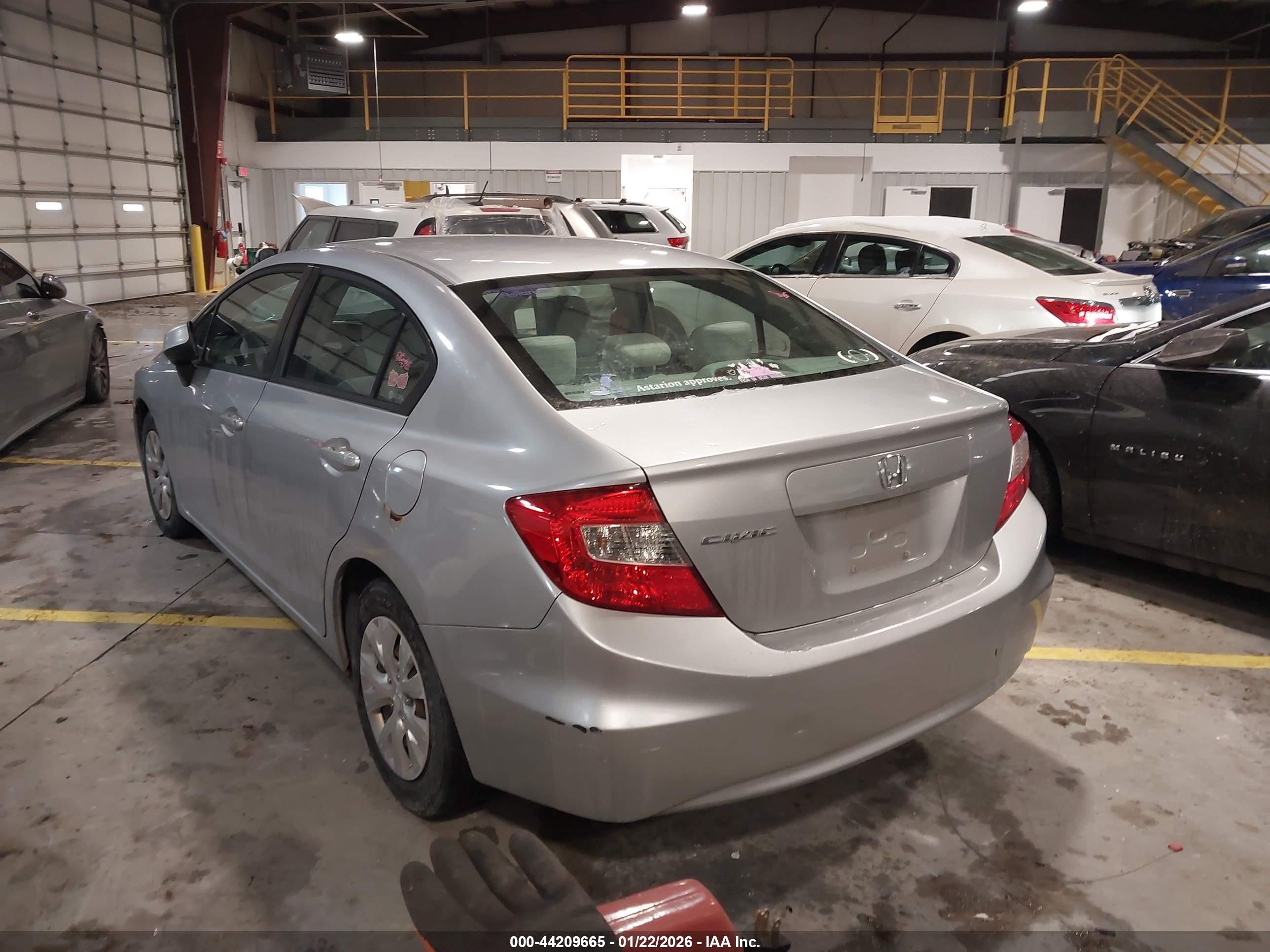 HONDA CIVIC image 3