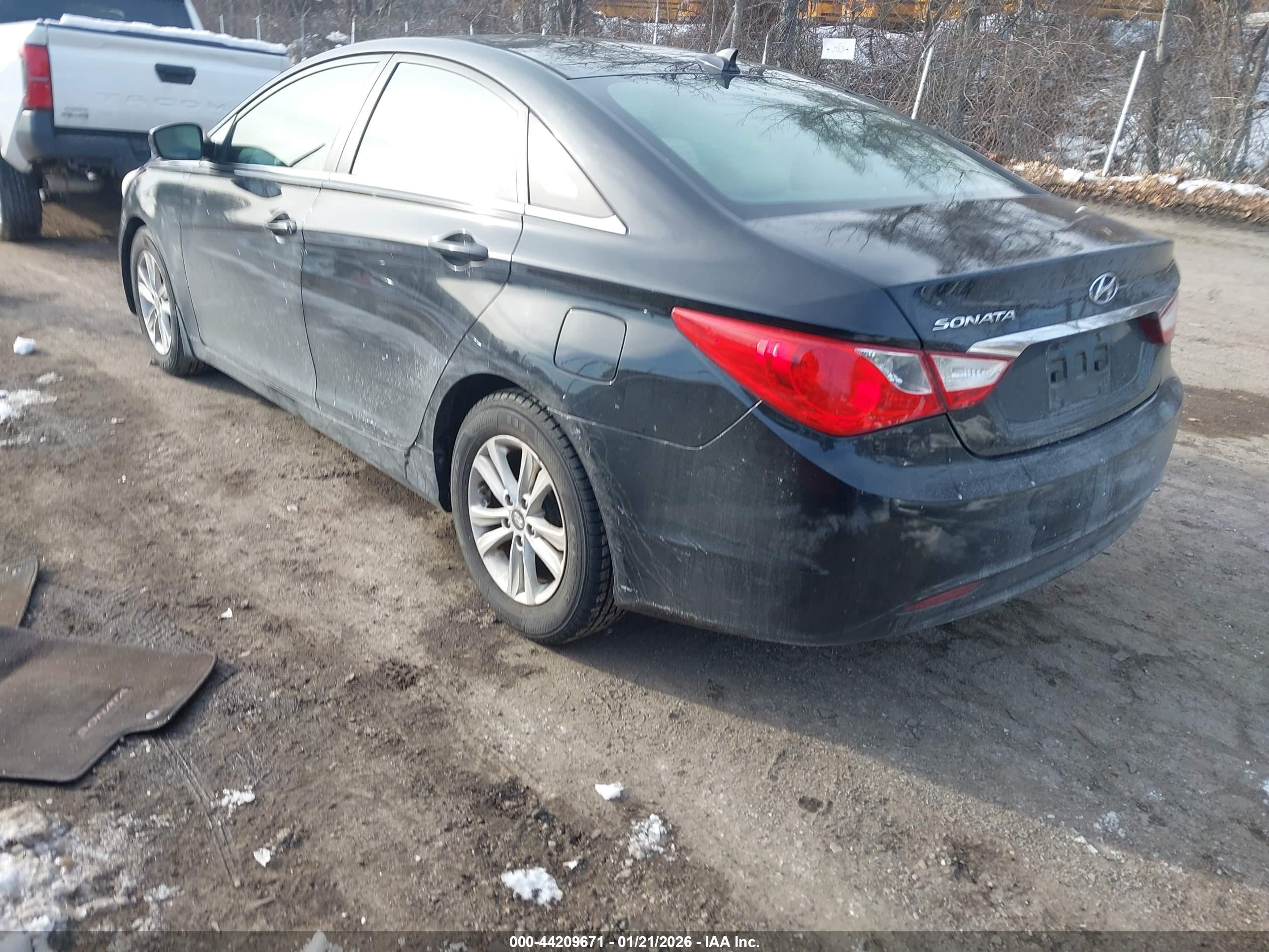 HYUNDAI SONATA image 3