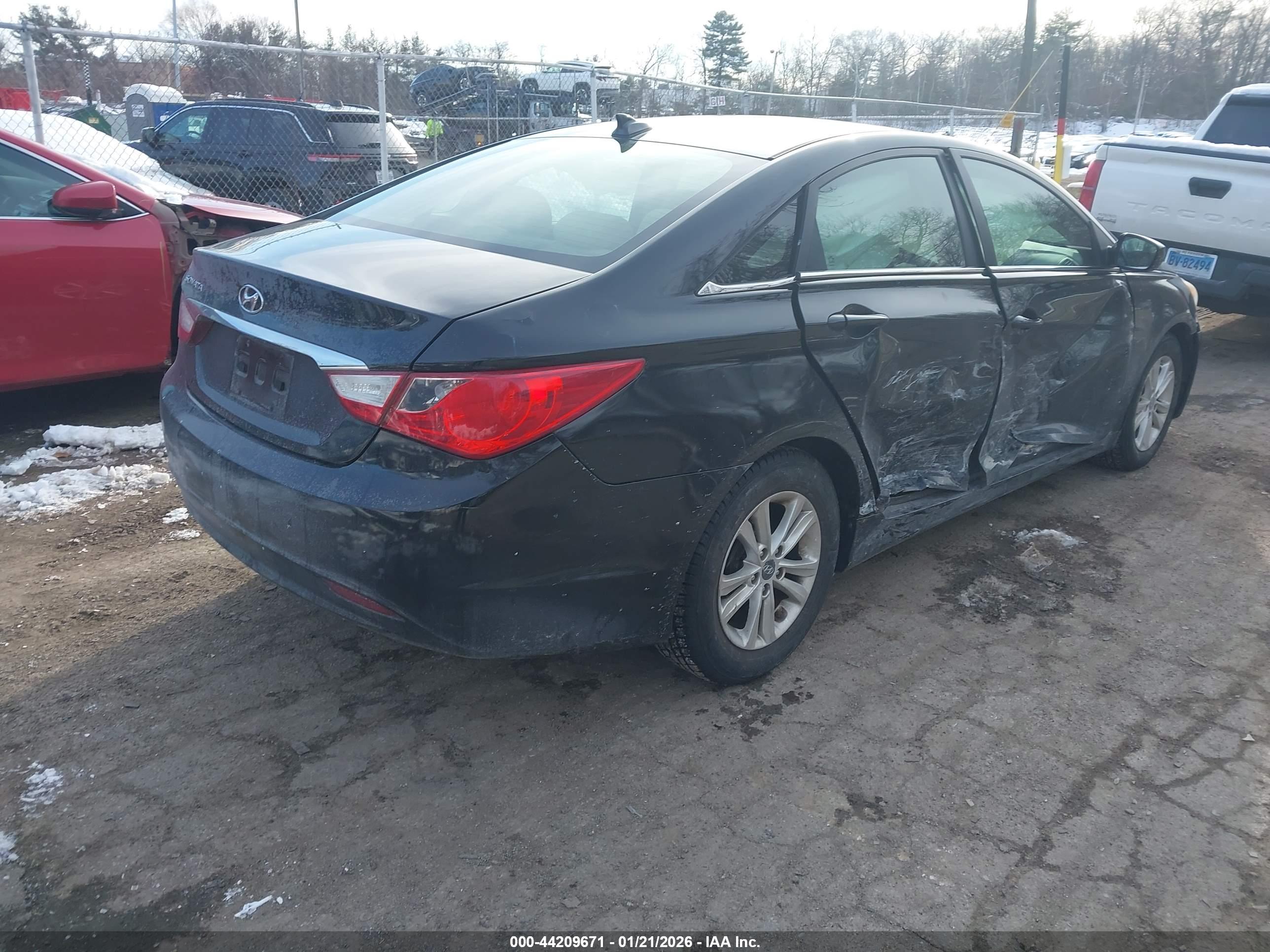 HYUNDAI SONATA image 4