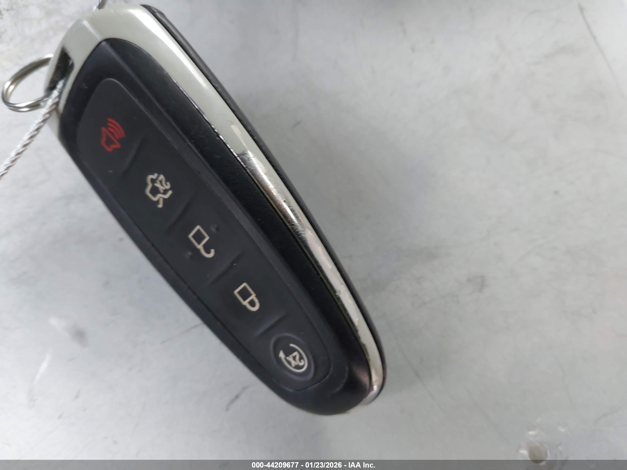 FORD ESCAPE image 11