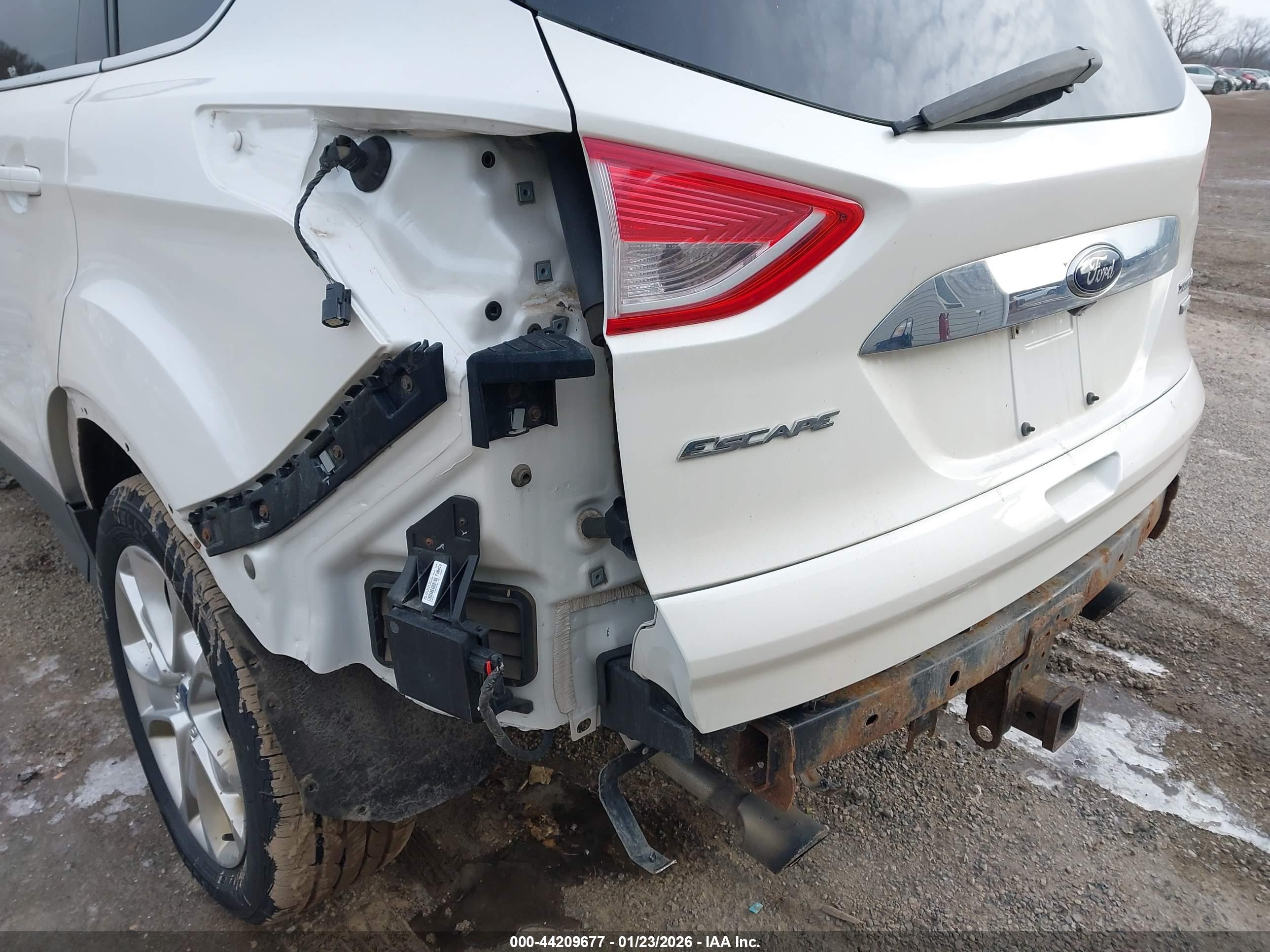 FORD ESCAPE image 6
