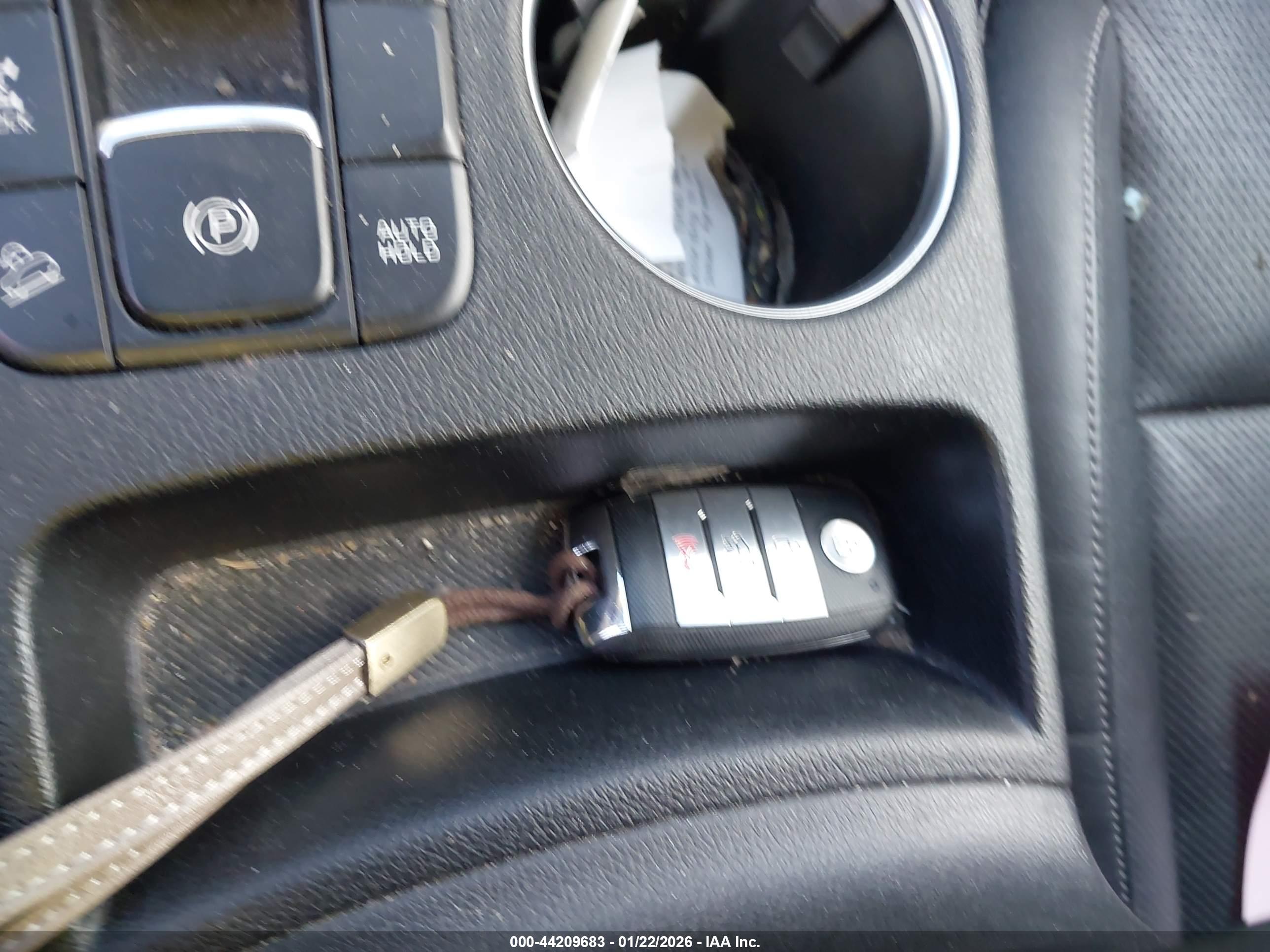 KIA SPORTAGE image 11