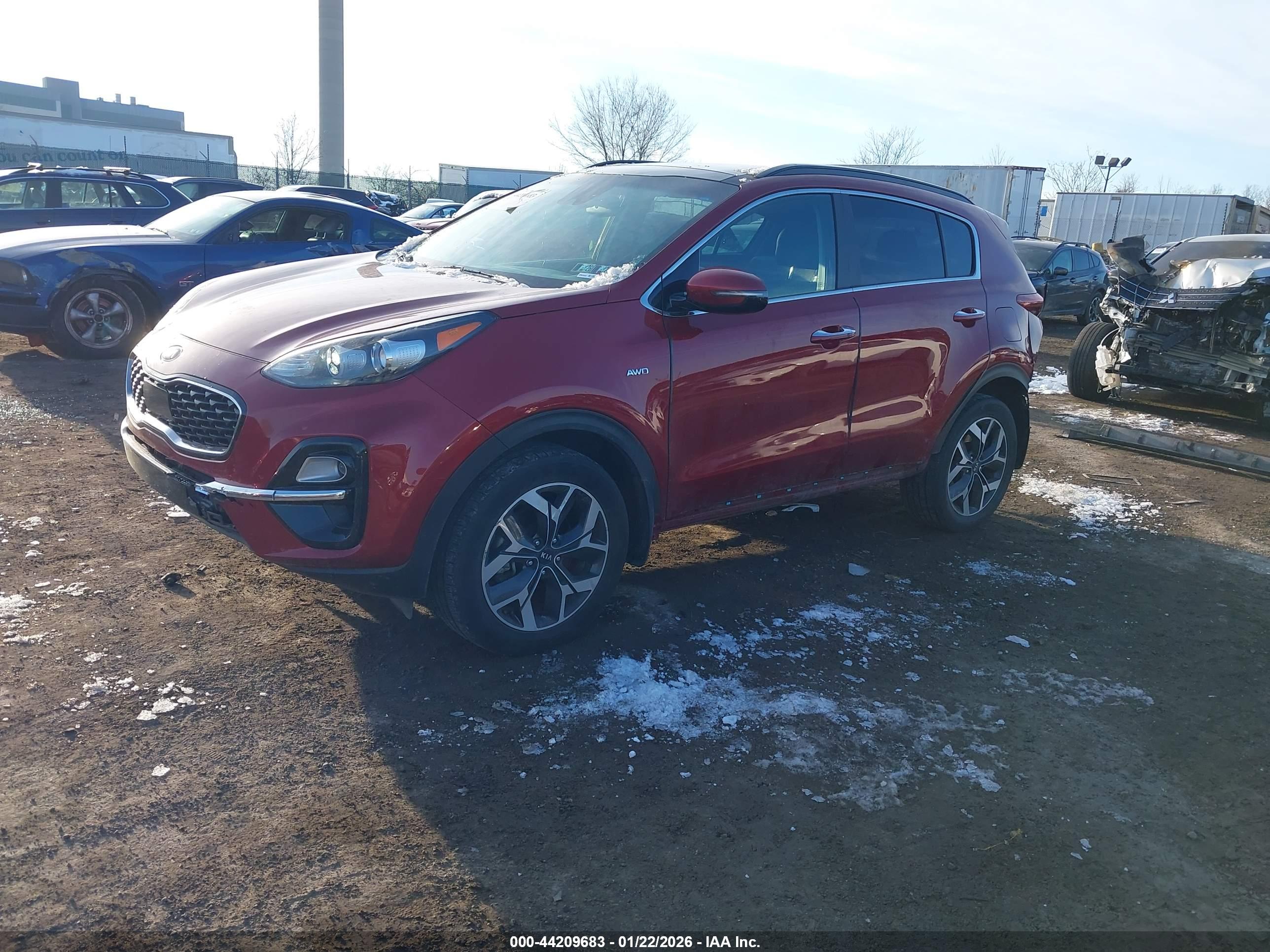 KIA SPORTAGE image 2