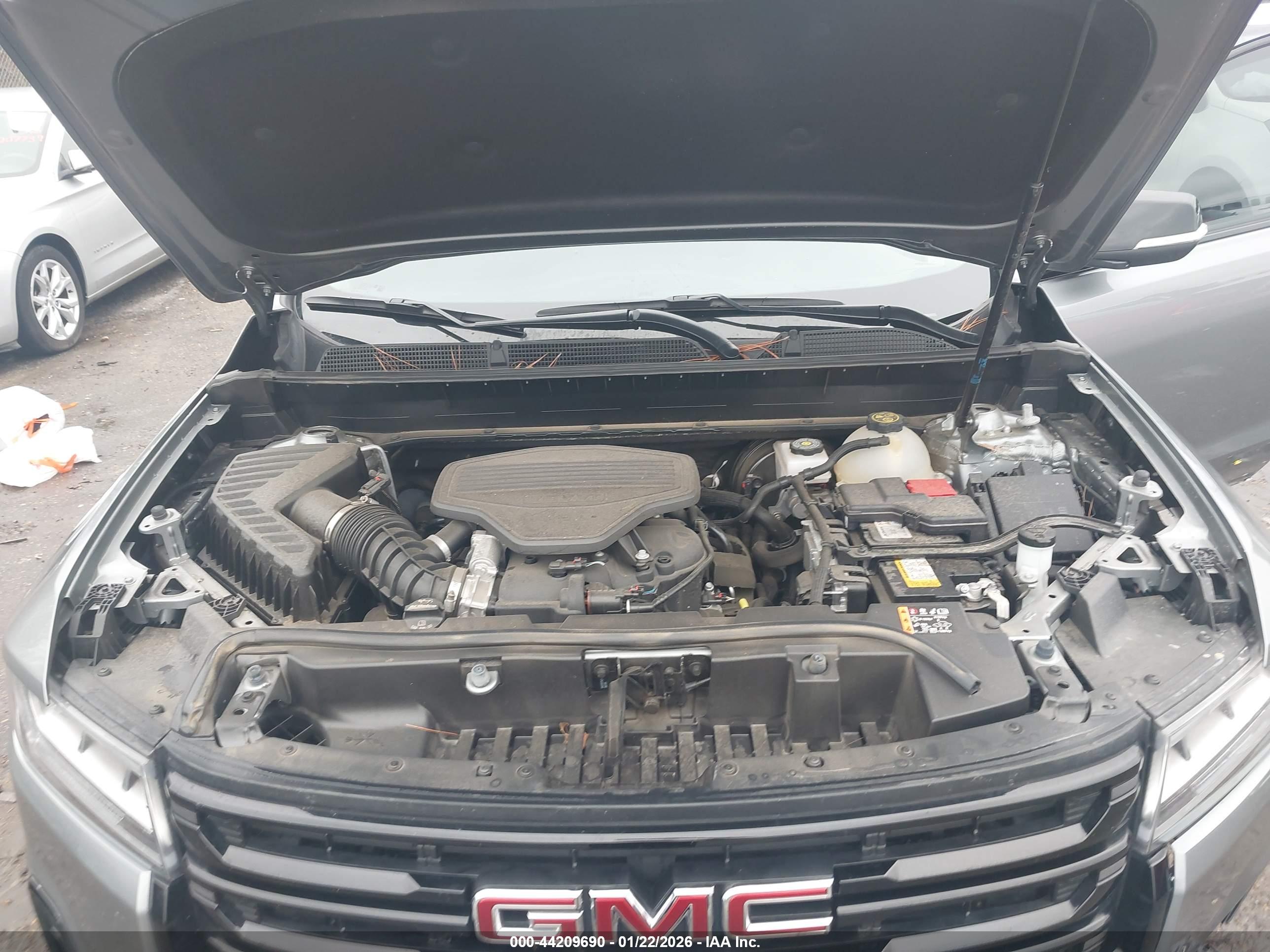 GMC ACADIA image 10