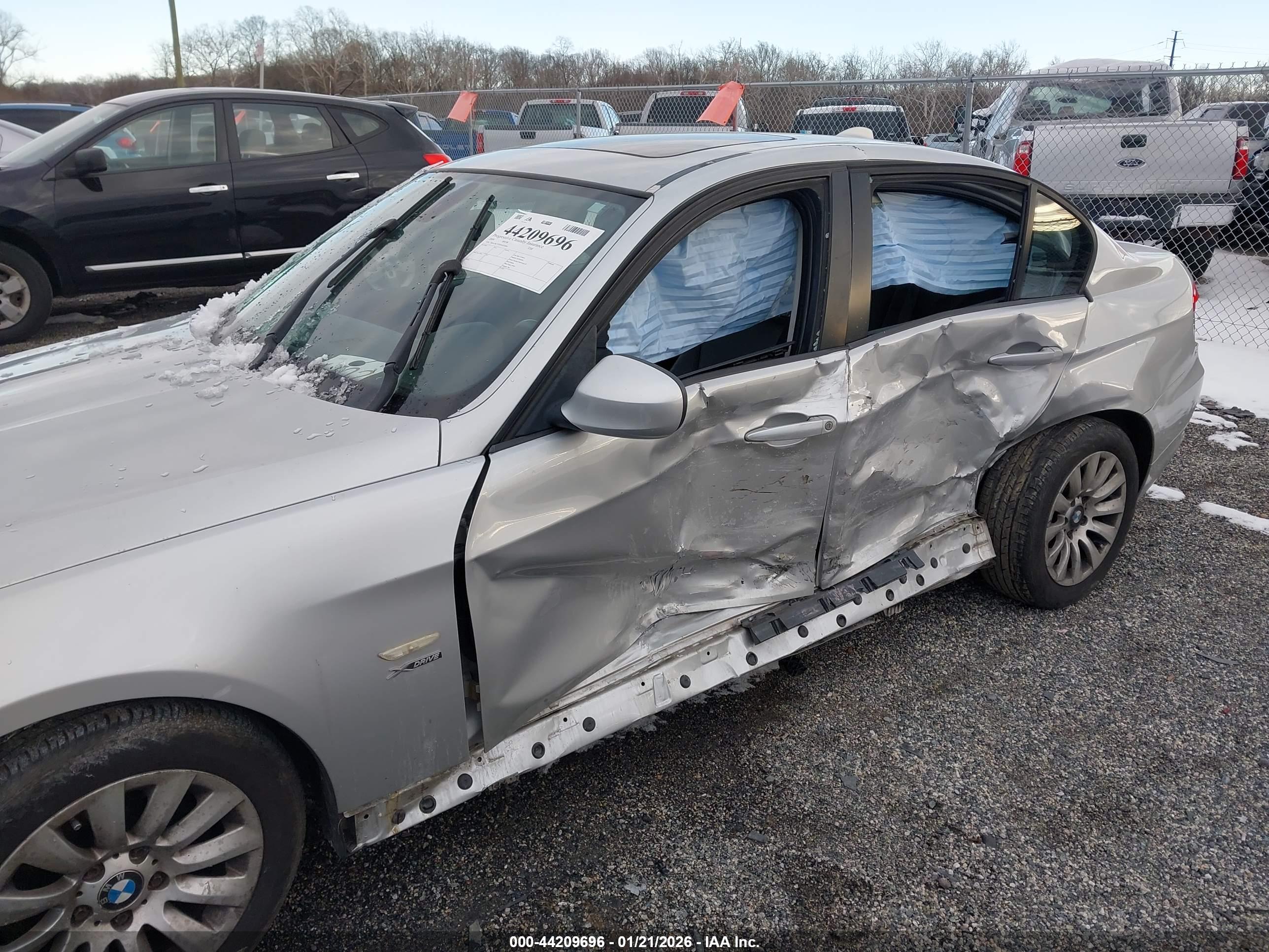 BMW 328I image 6
