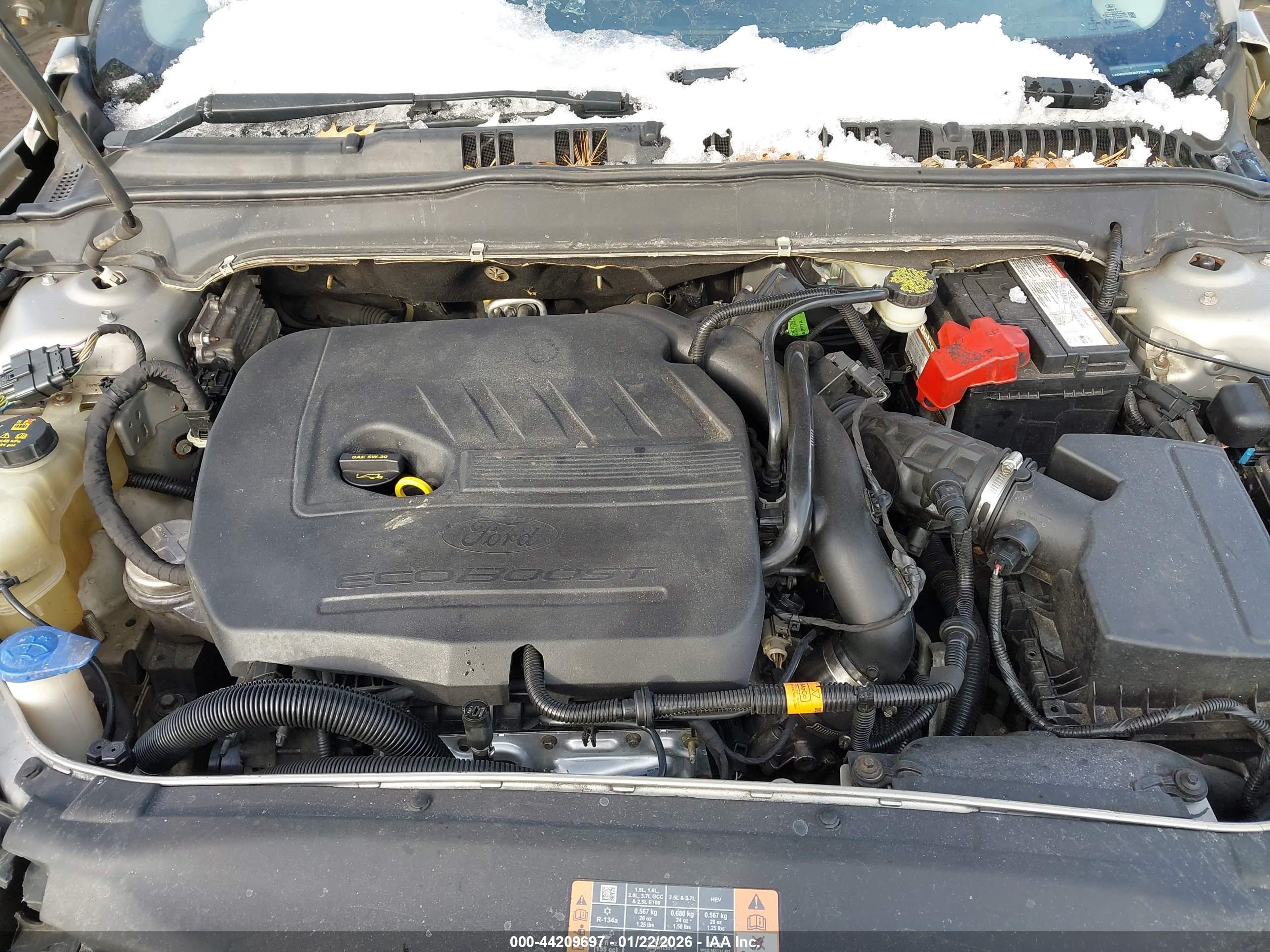 FORD FUSION image 10
