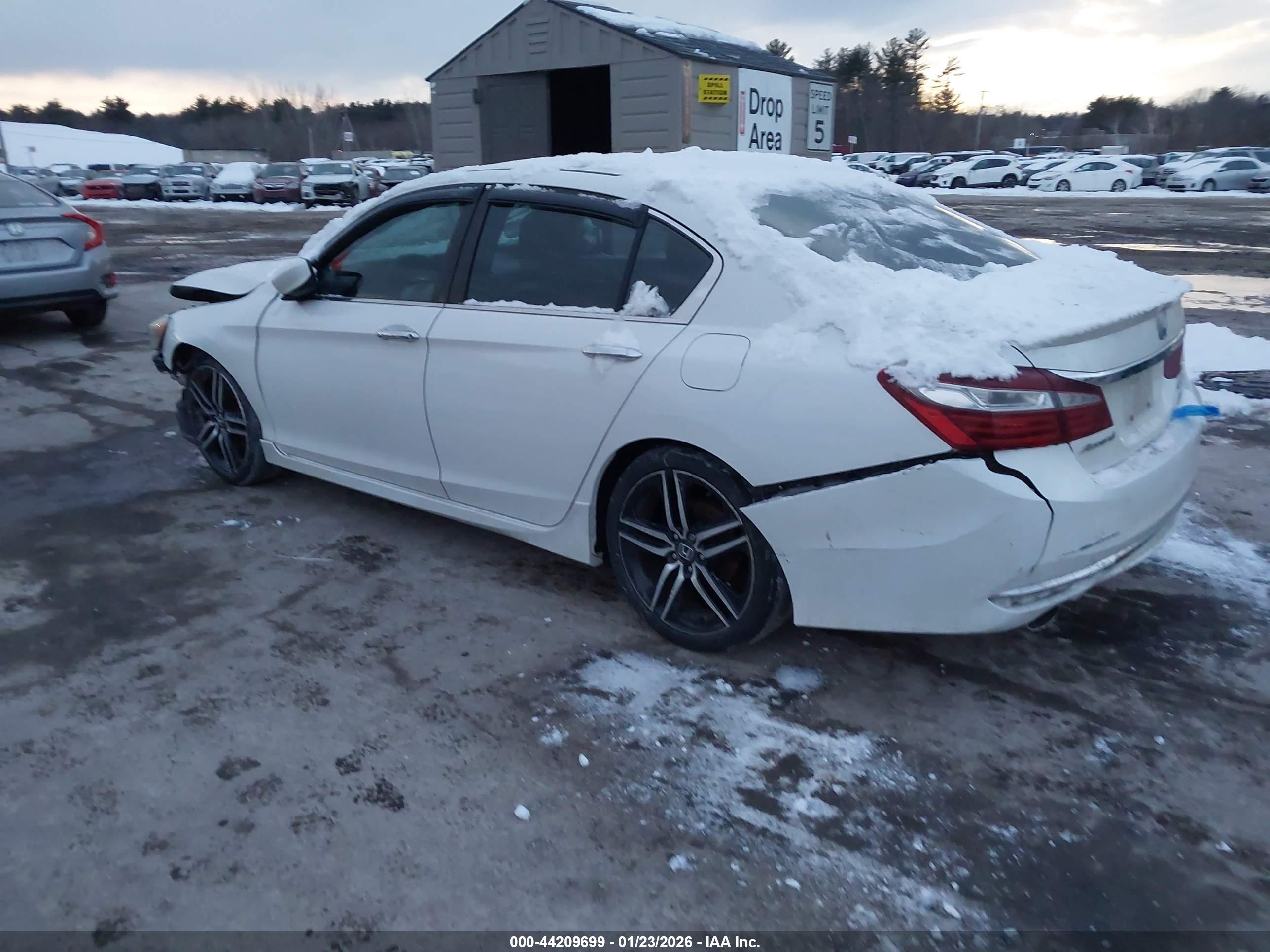 HONDA ACCORD image 3