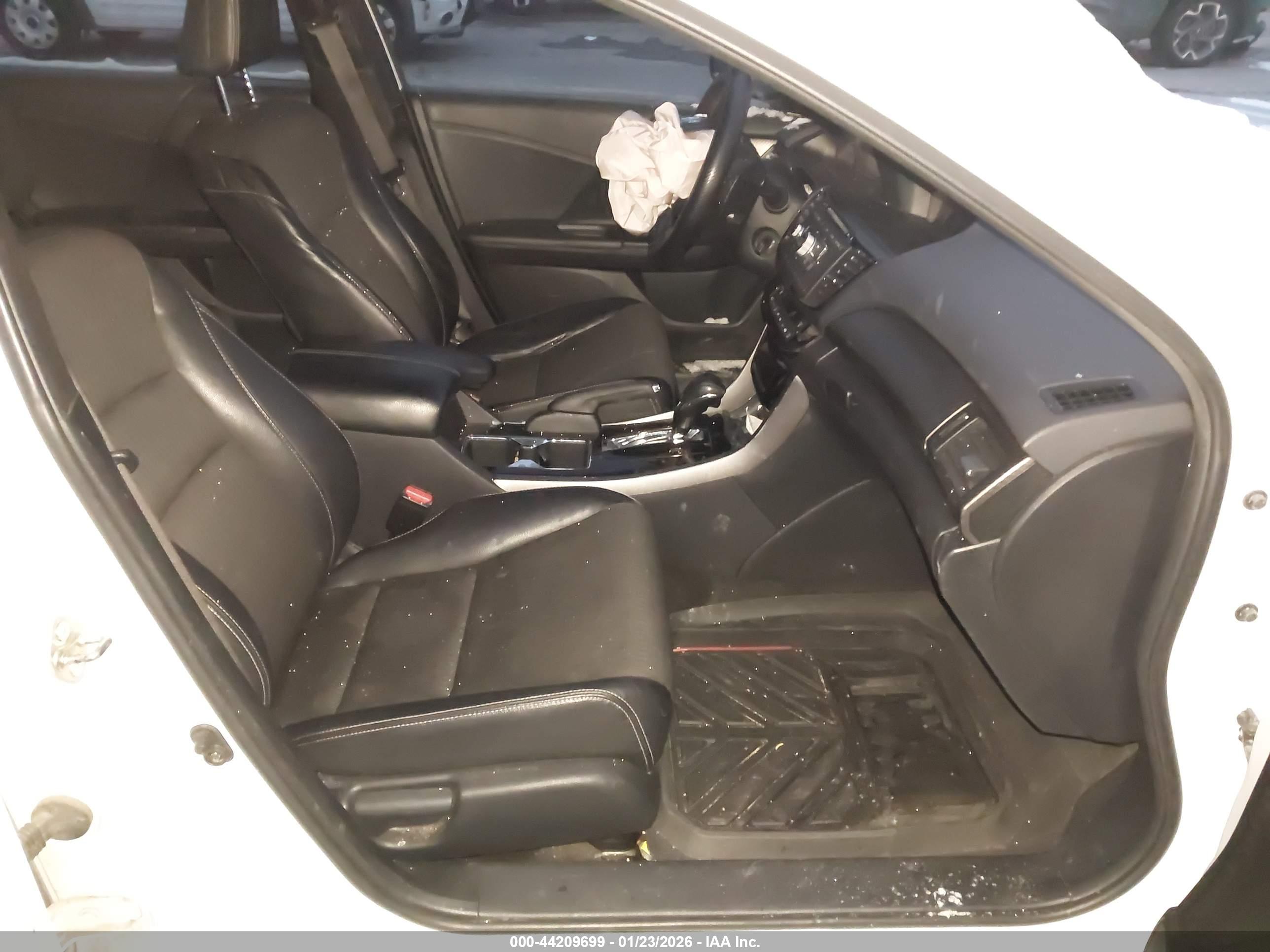 HONDA ACCORD image 5