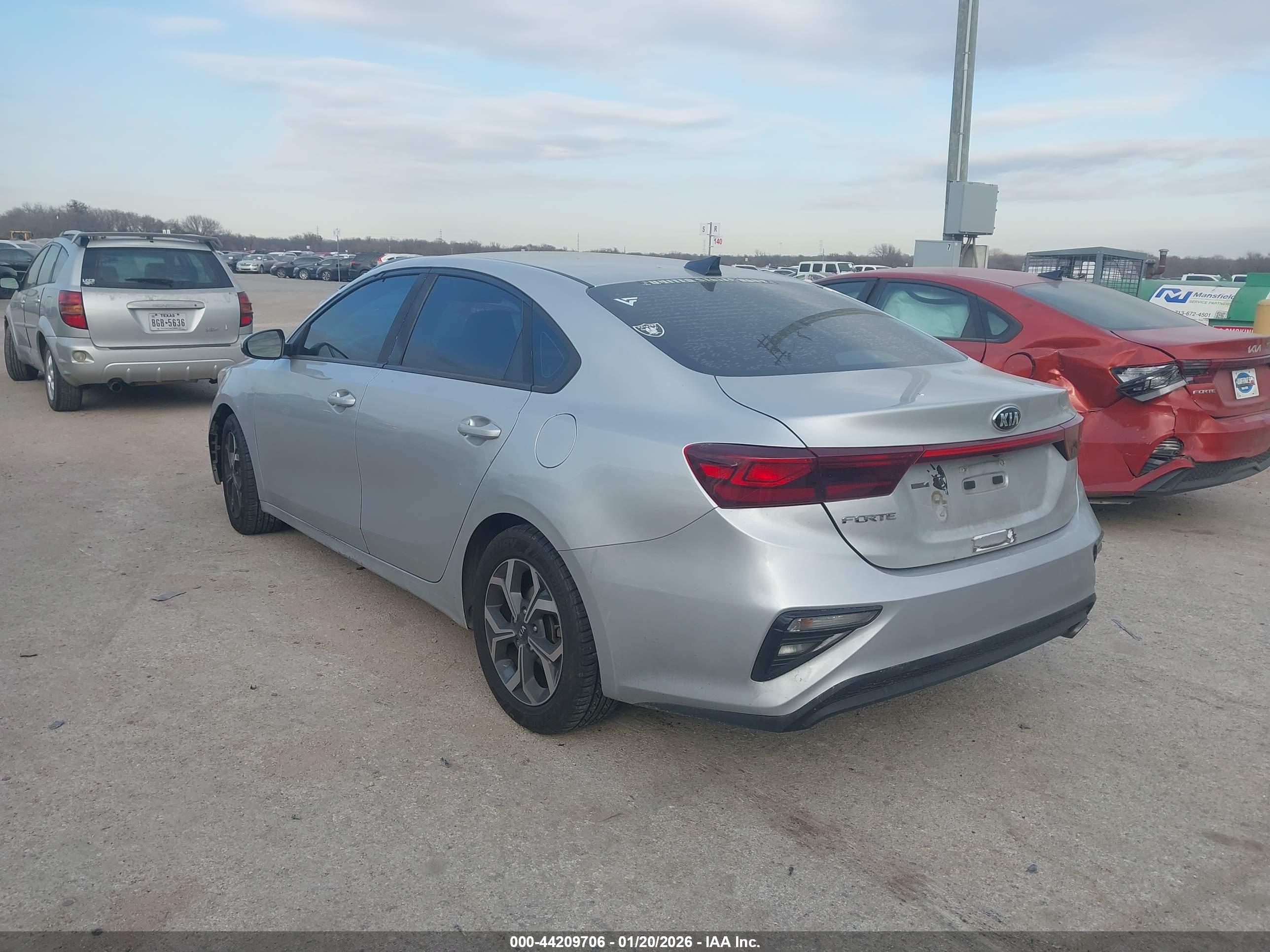 KIA FORTE image 3