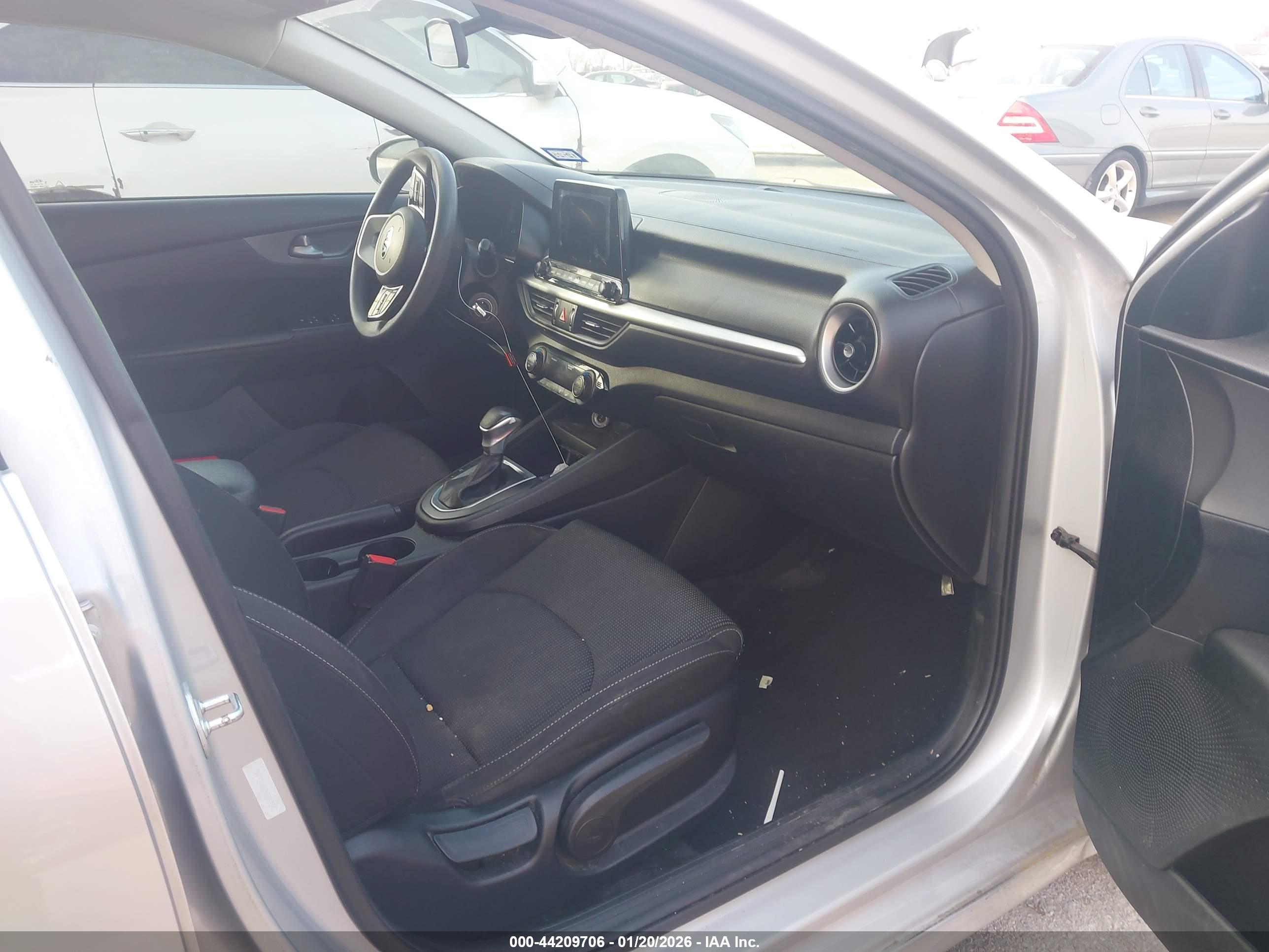 KIA FORTE image 5
