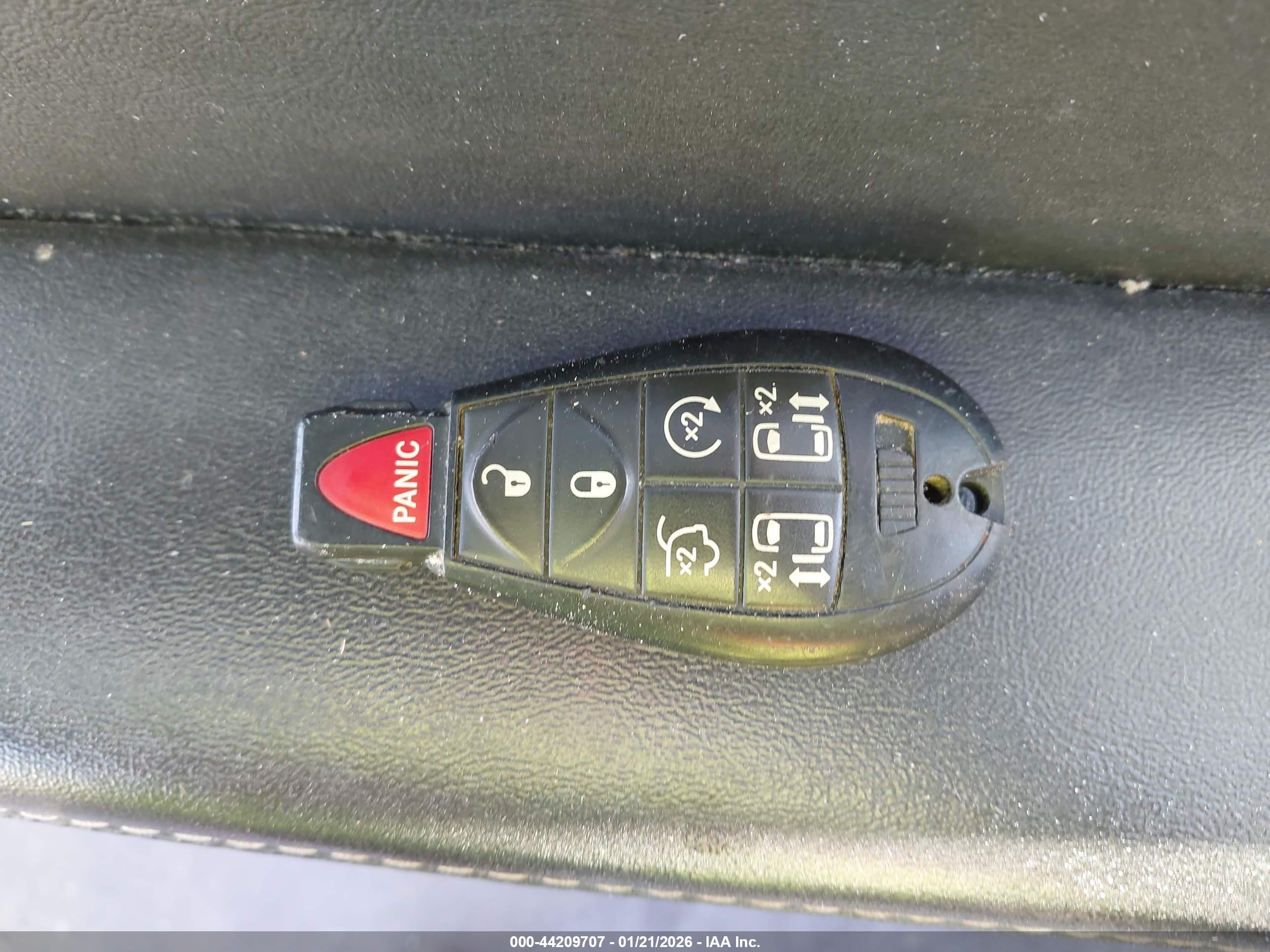 DODGE GRAND image 11