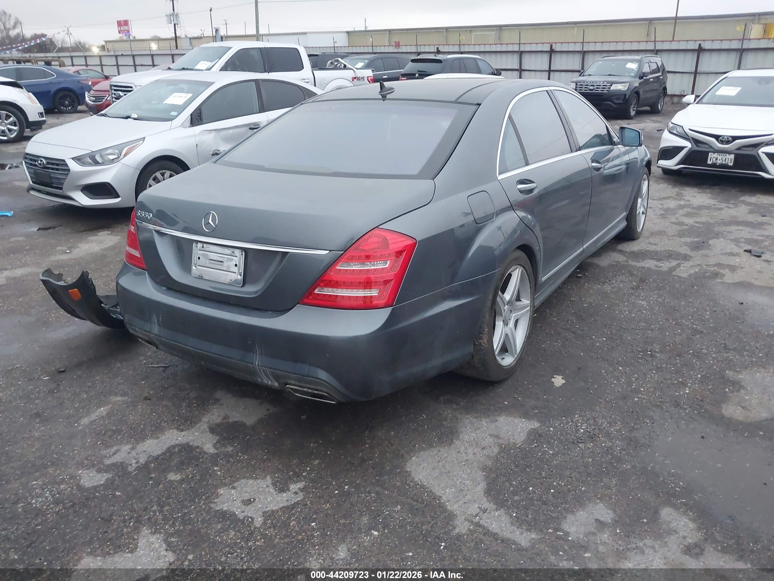 MERCEDES-BENZ S image 4