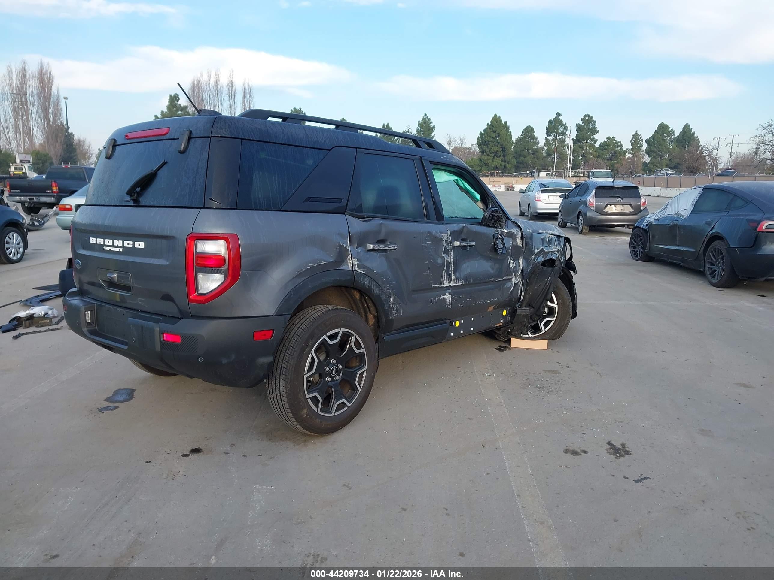 FORD BRONCO image 4