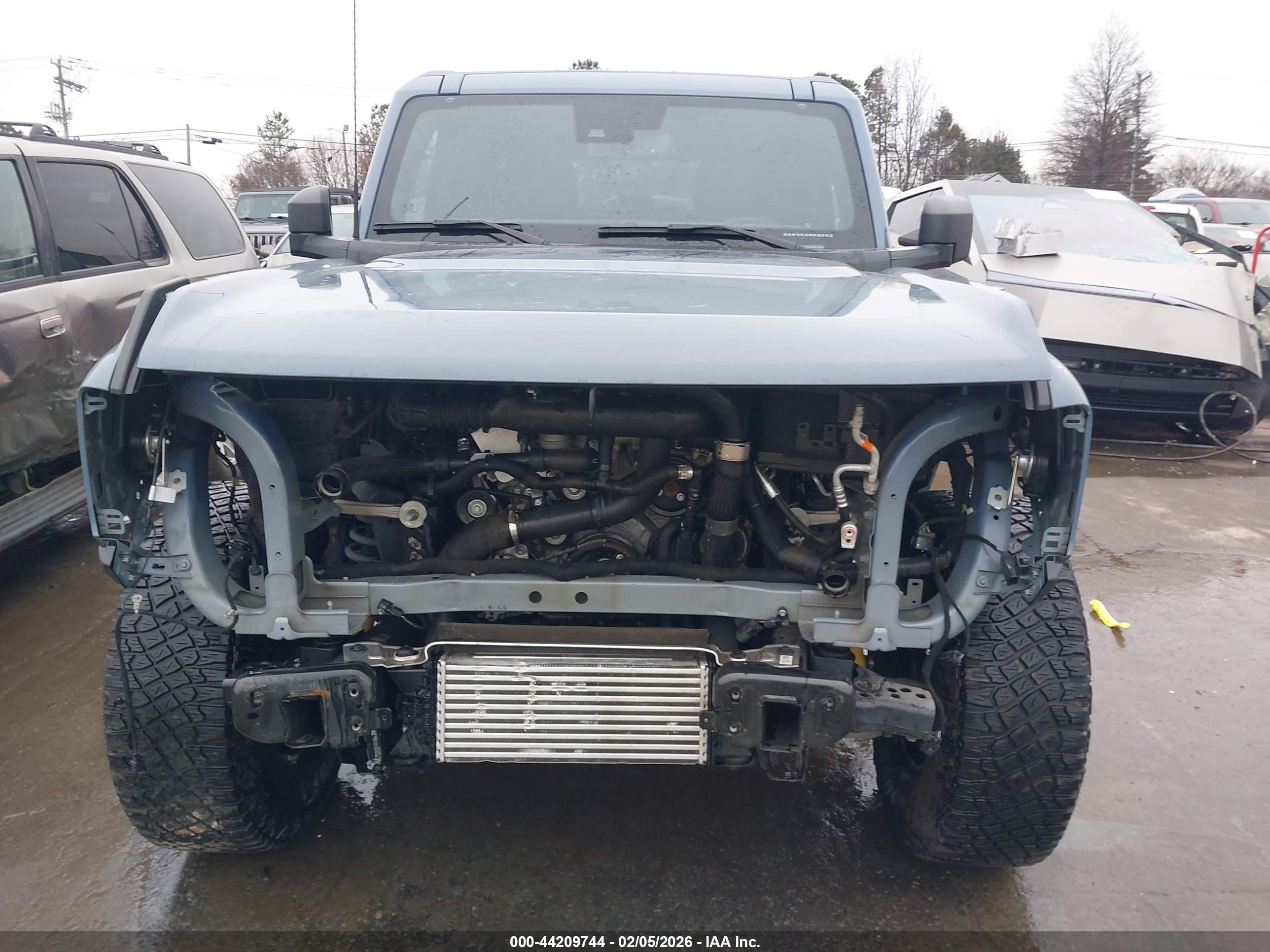 FORD BRONCO image 6
